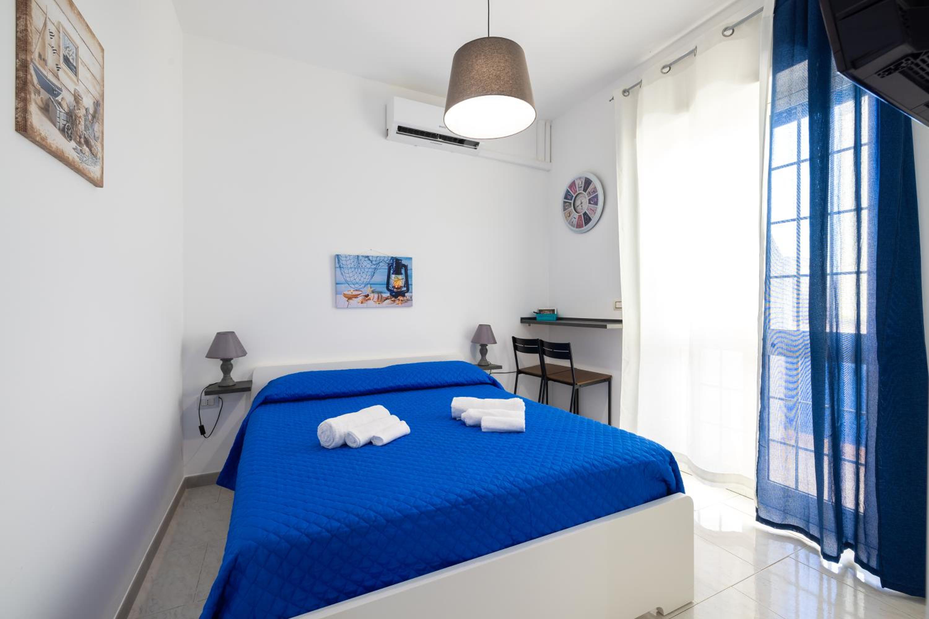 Studio Apartment with Sea View