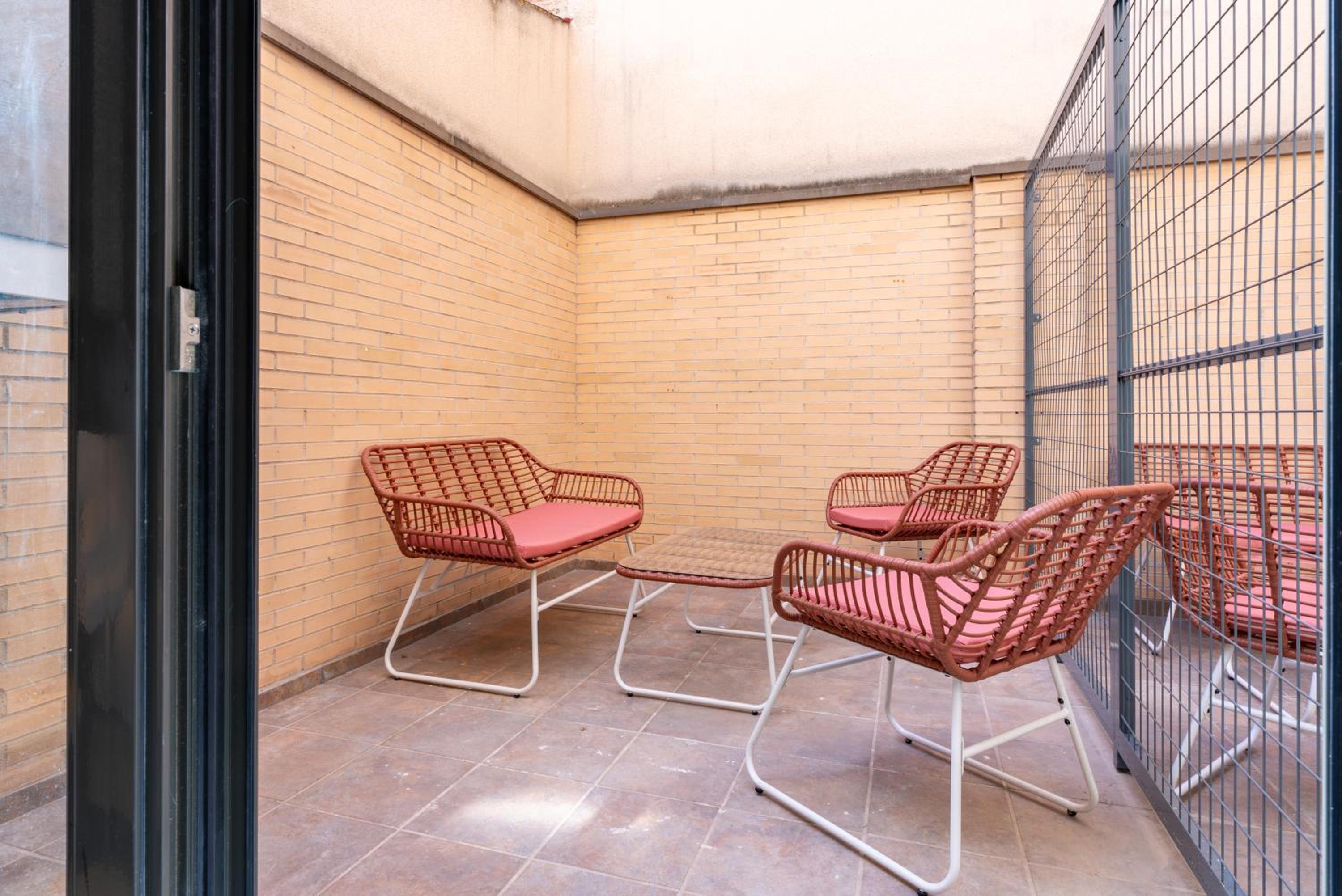 2 Bedroom Duplex Apartment with terrace photo 2