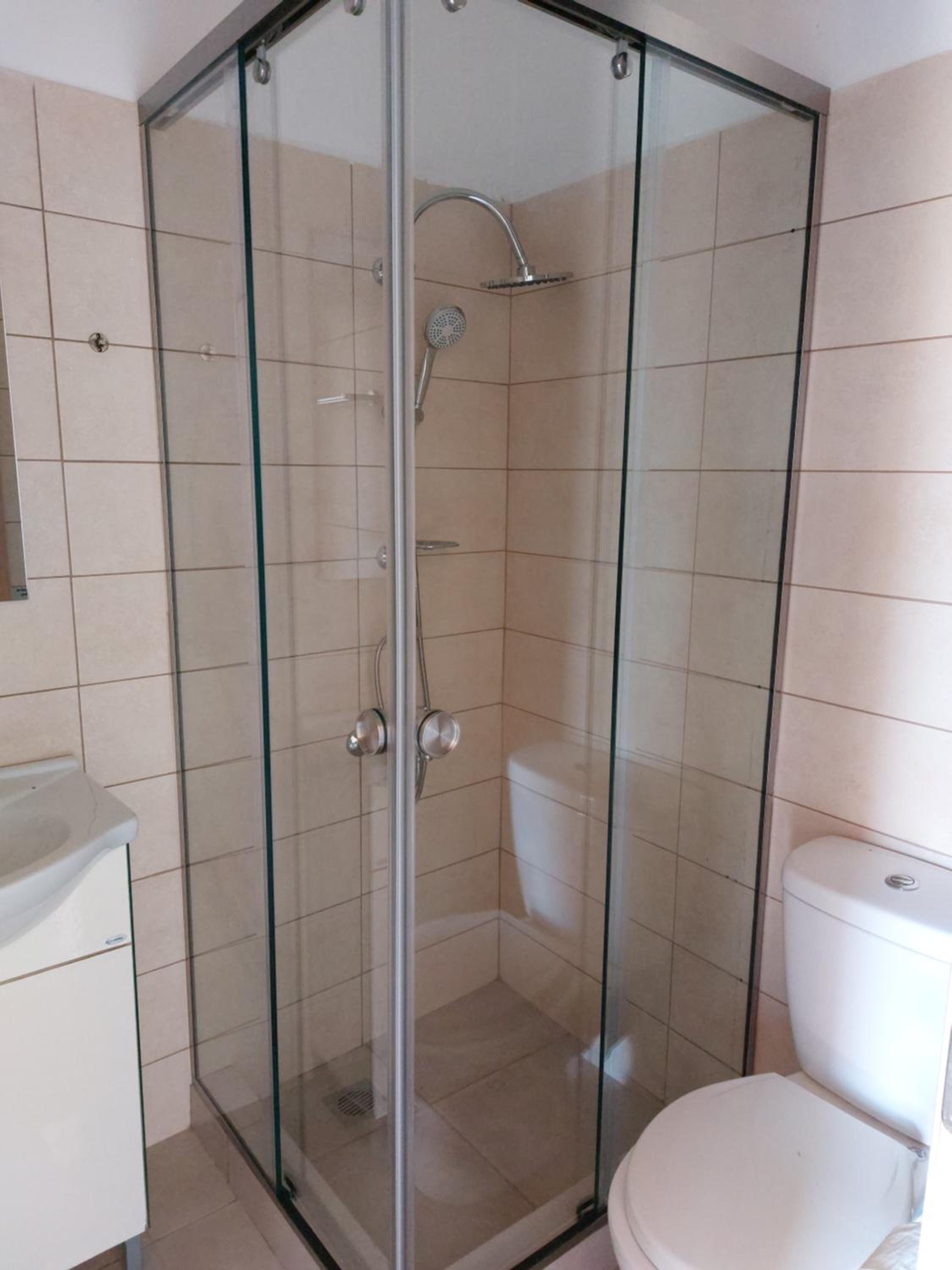 Deluxe Double Room - Photo 25