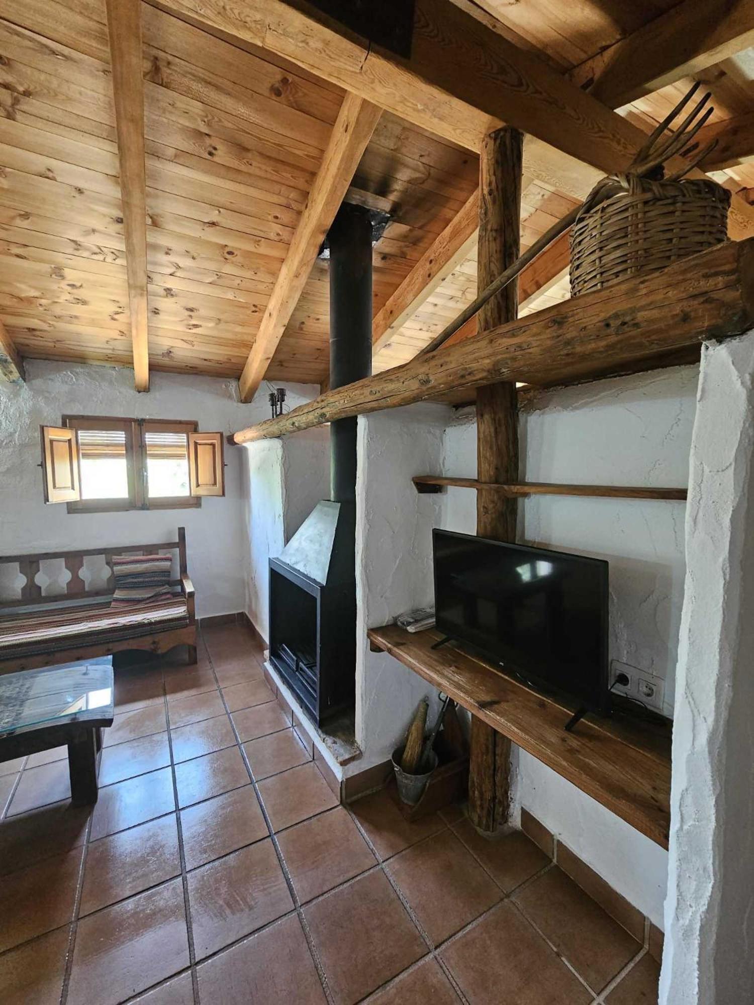 Apartment with Mountain View - Photo 16