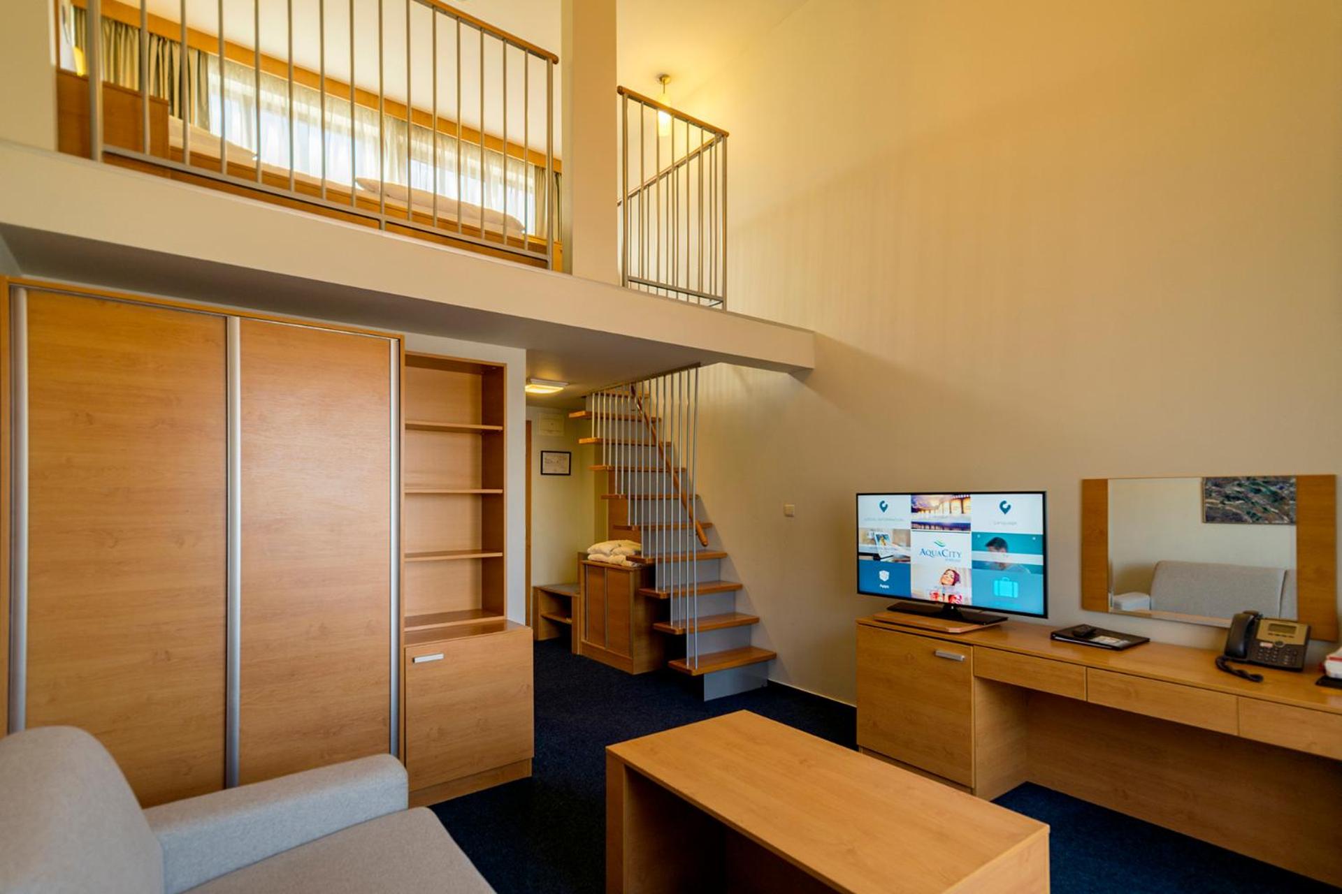 Maisonette Family Room (2 Adults + 2 Children) - Photo 5