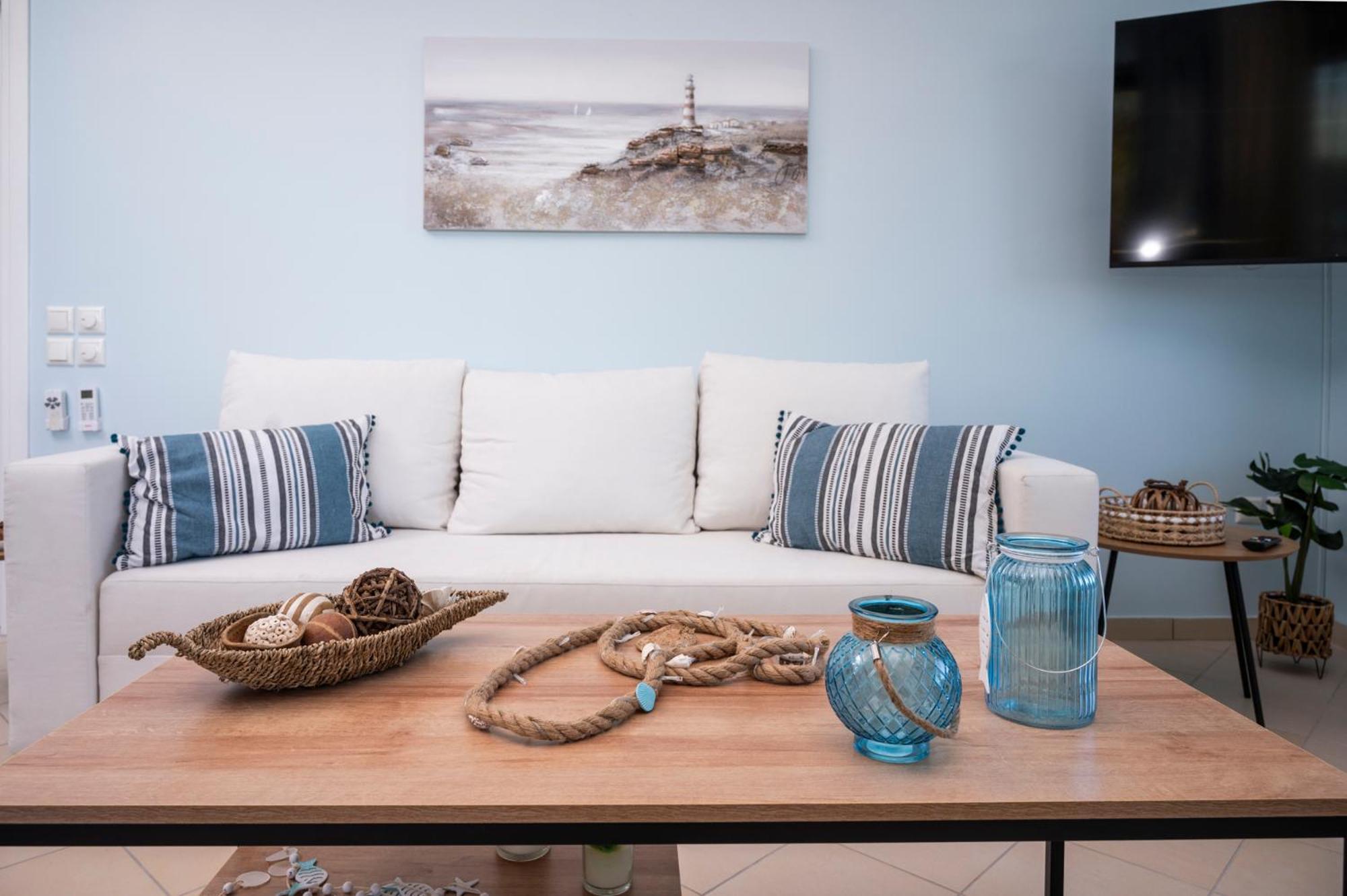 Two-Bedroom Deluxe Apartment with Ocean View