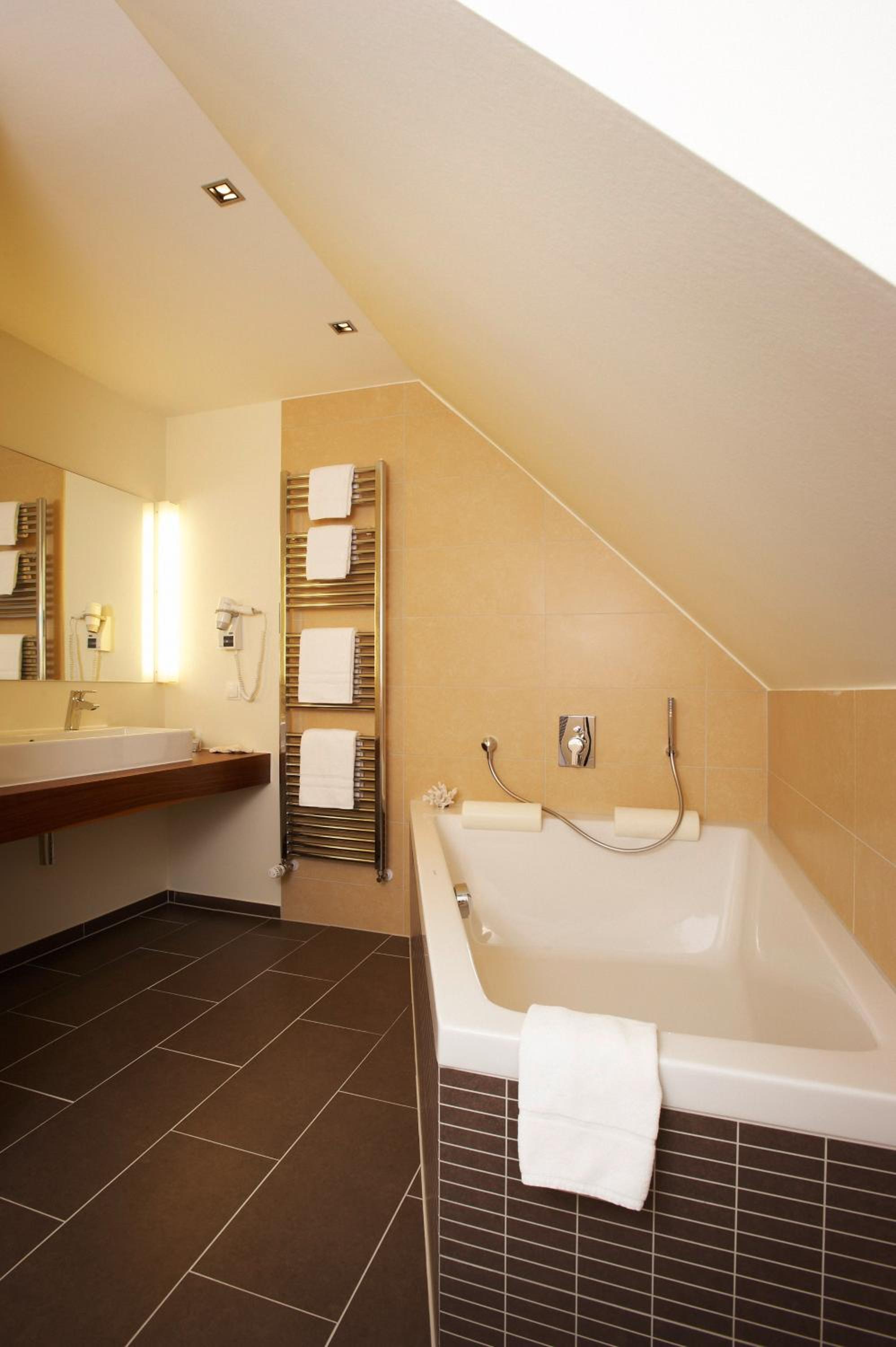 Suite - Photo 7