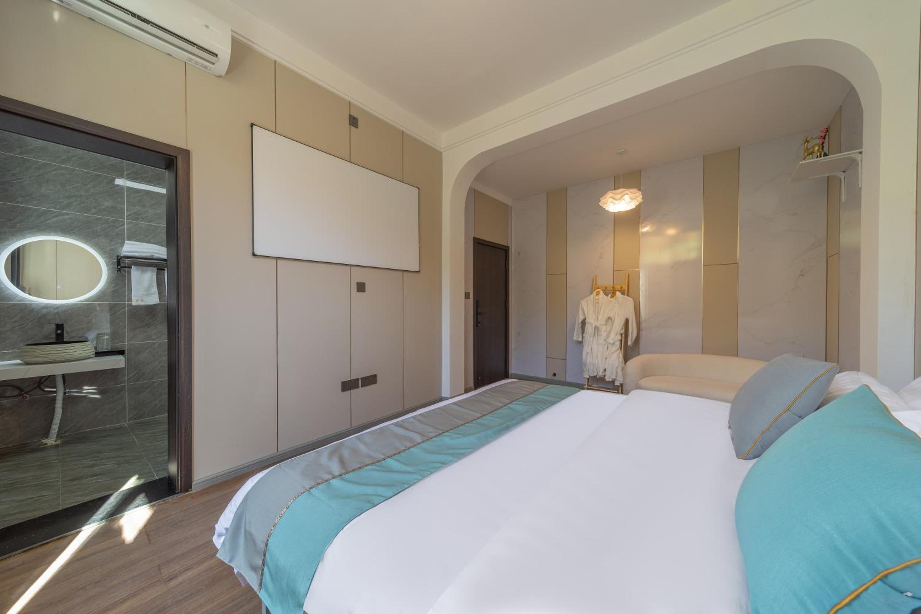 Double Room With Spa Bath photo 1