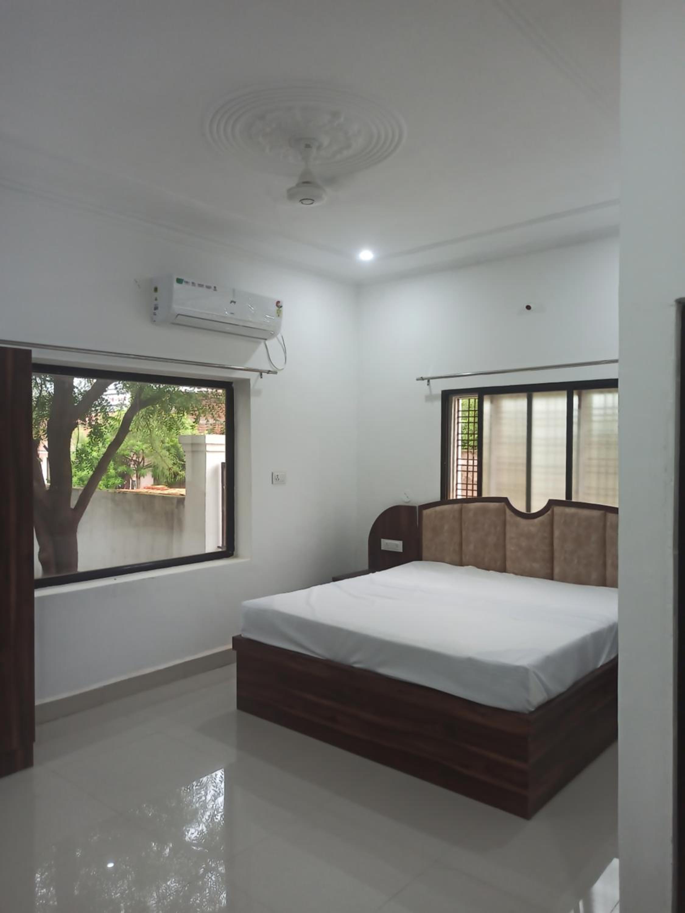 King Room with Garden View photo 2