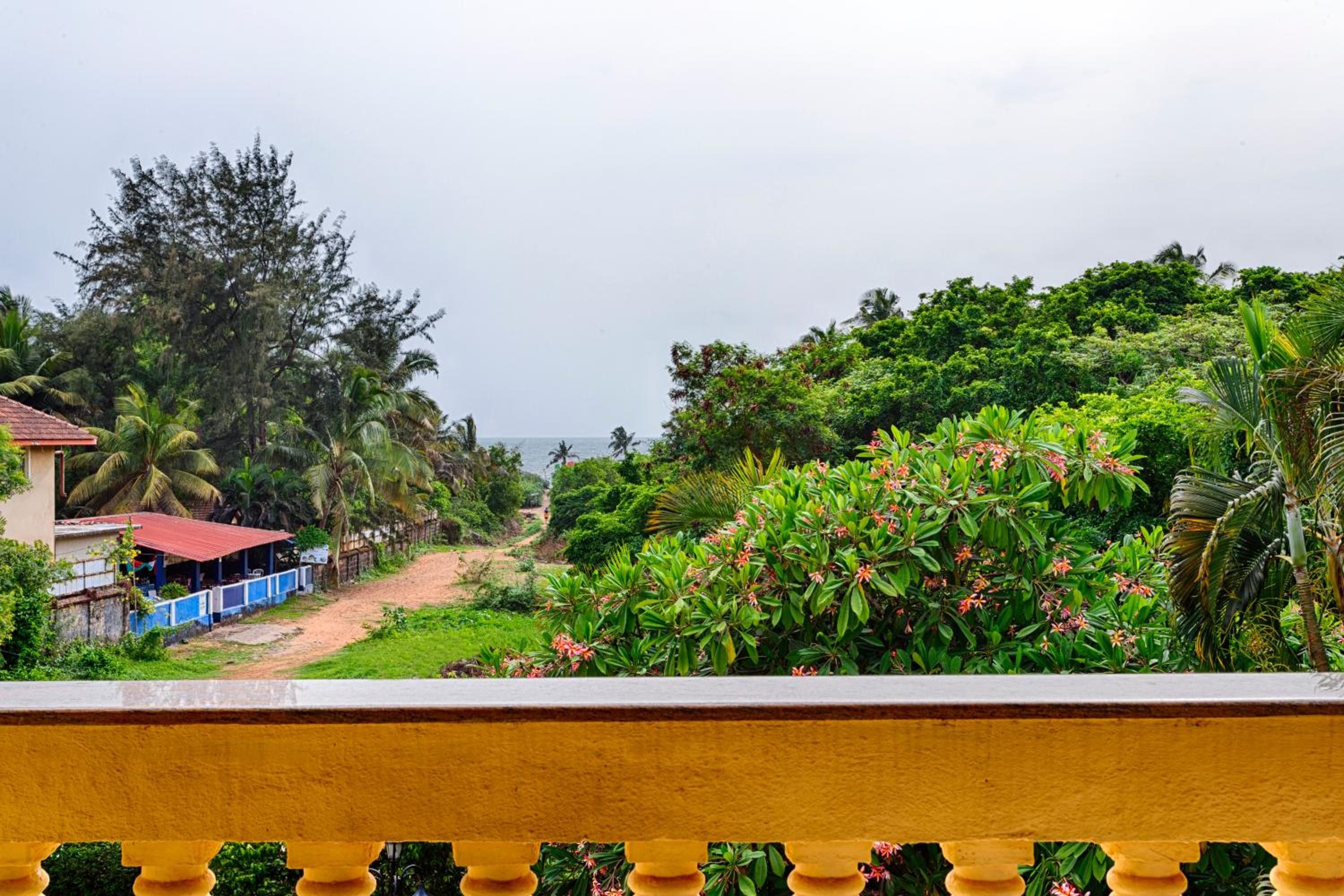 Family Suite with Sea View - Complimentary 2 pints of beer on per stay  - 15% Discount on F&B - Photo 3
