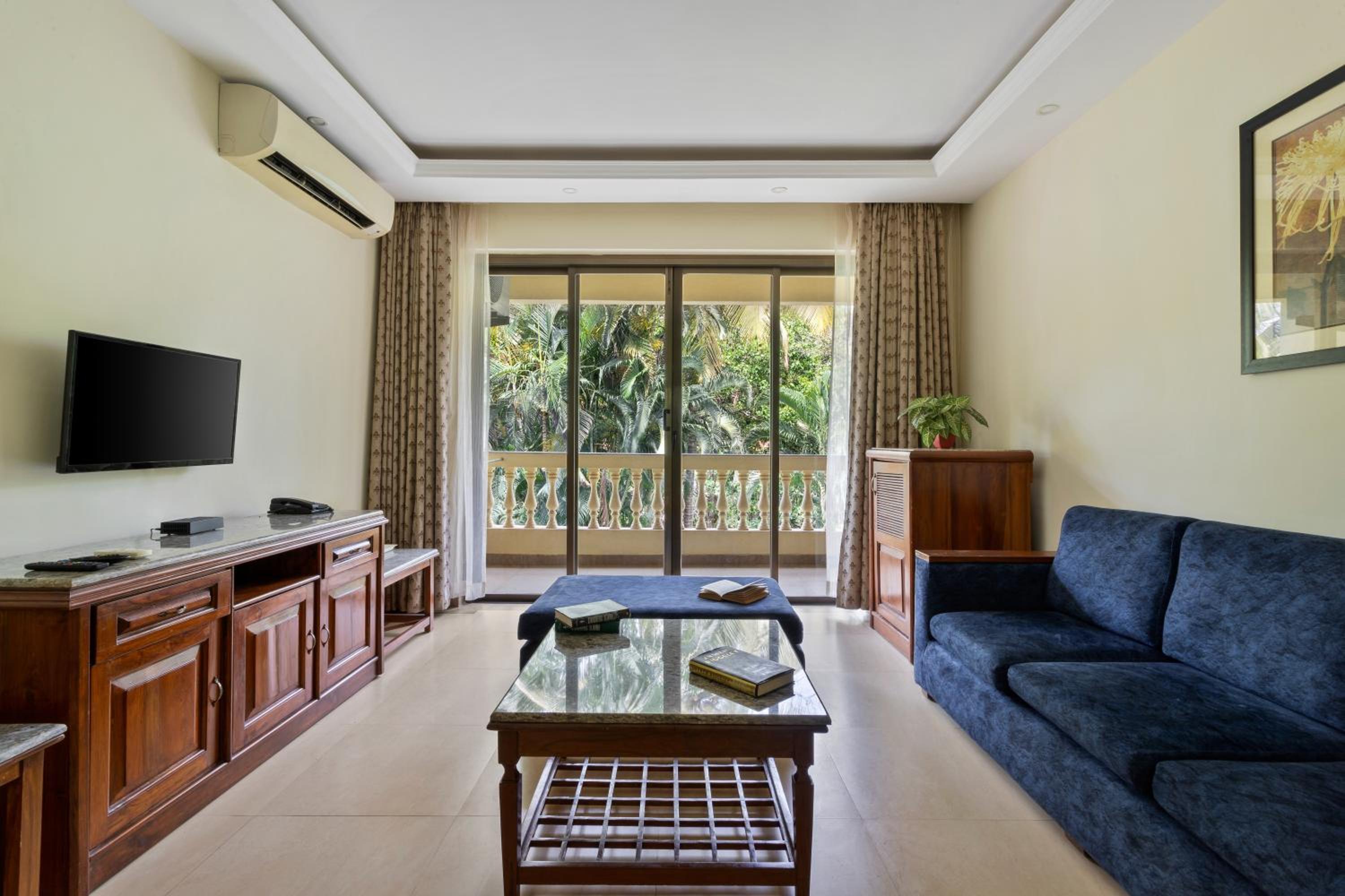 Premium Suite - Complimentary 2 pints of beer on per stay - 15% Discount on F&B - Photo 12