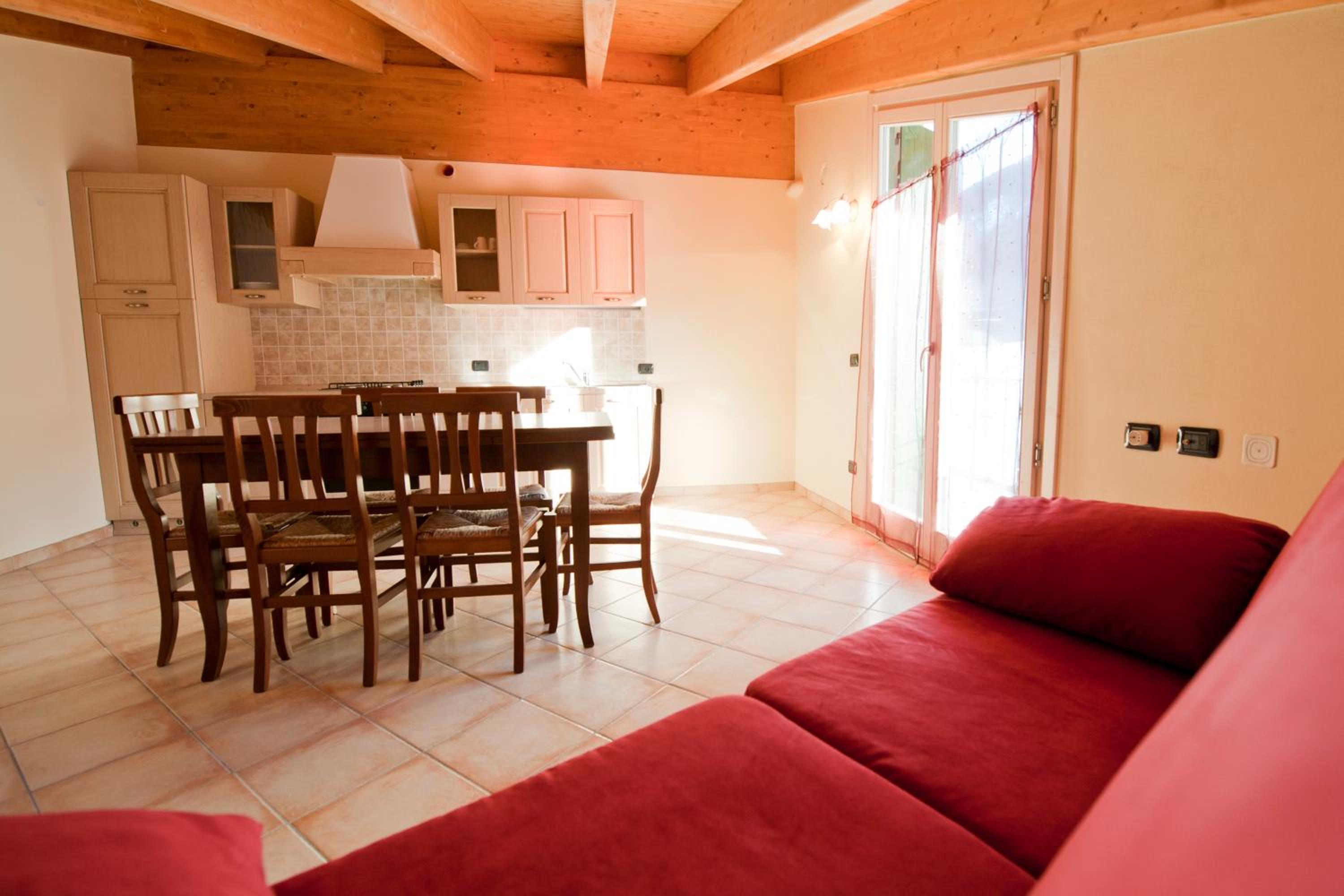 One-Bedroom Apartment with Balcony (4 Adults) photo 2
