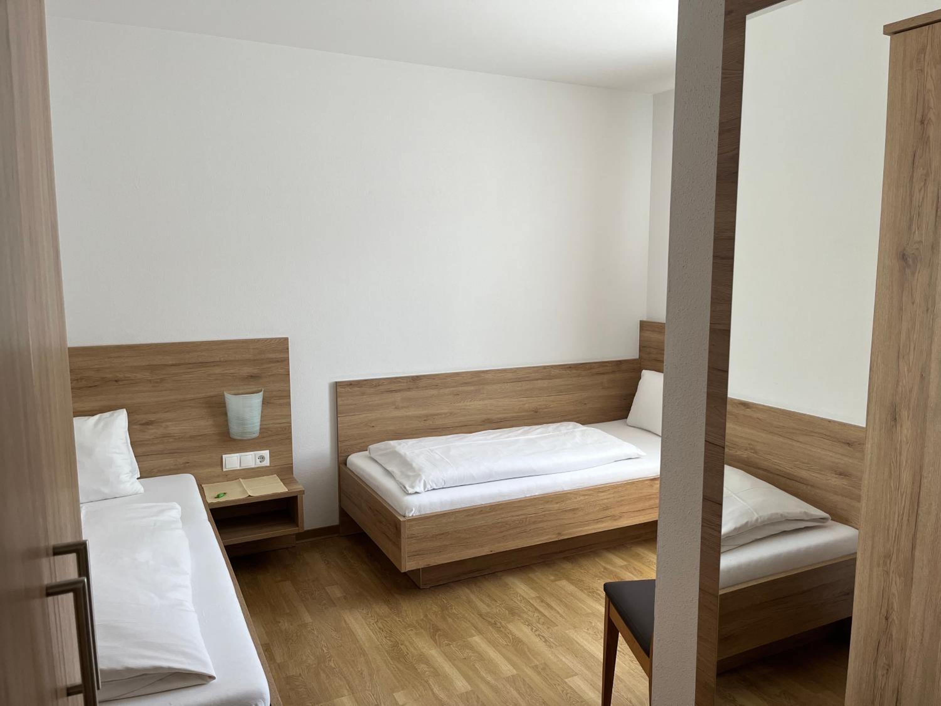 Budget Twin Room - Annex