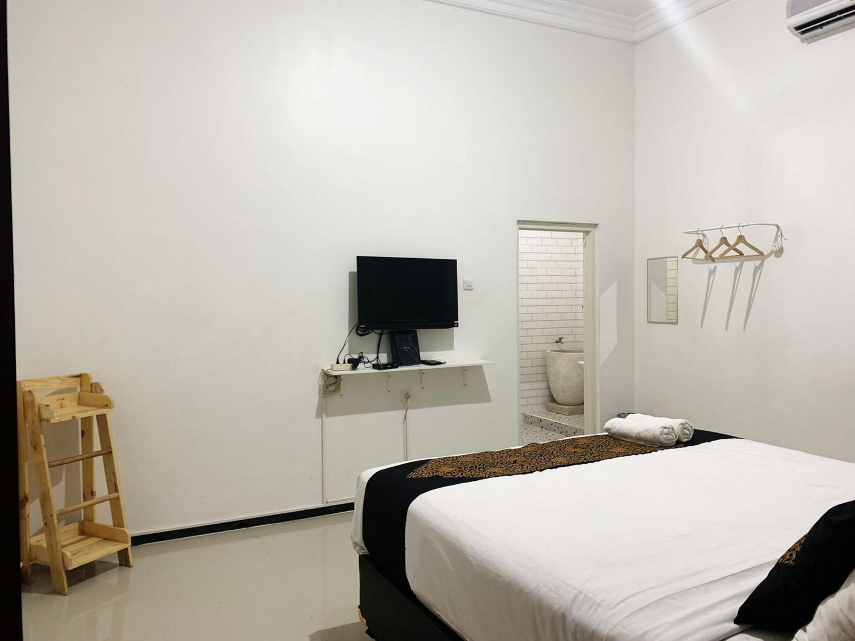 Superior Double Room - Photo 10