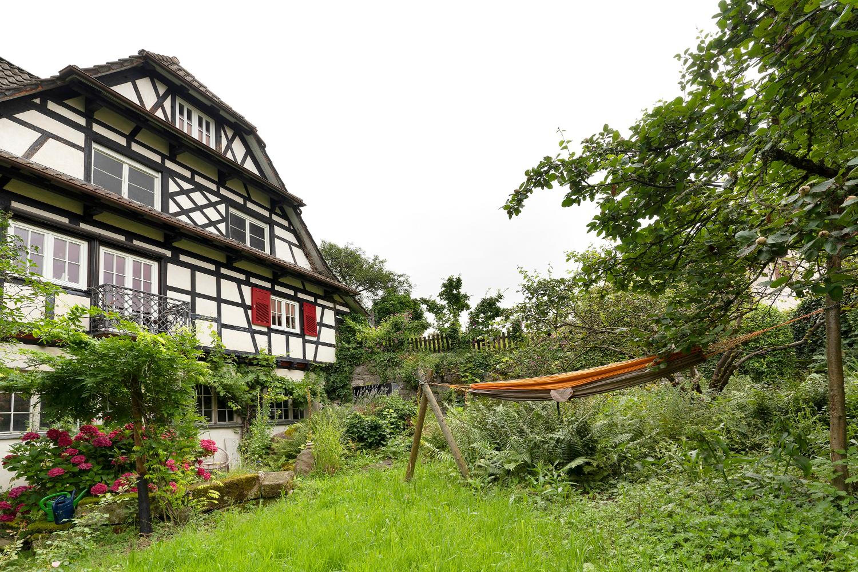 One-Bedroom Apartment with Garden View photo 2