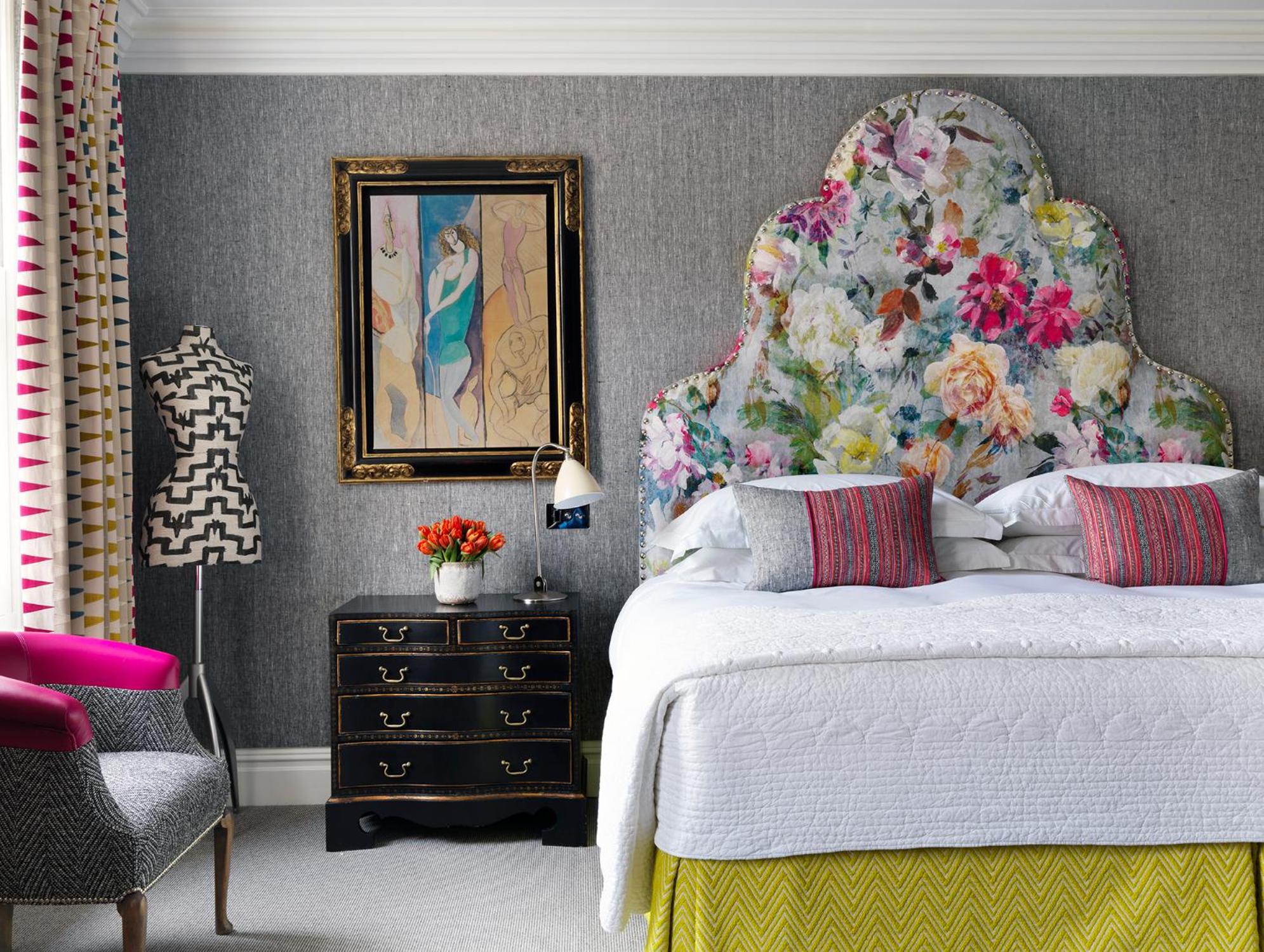 Deluxe Junior Suite photo 2