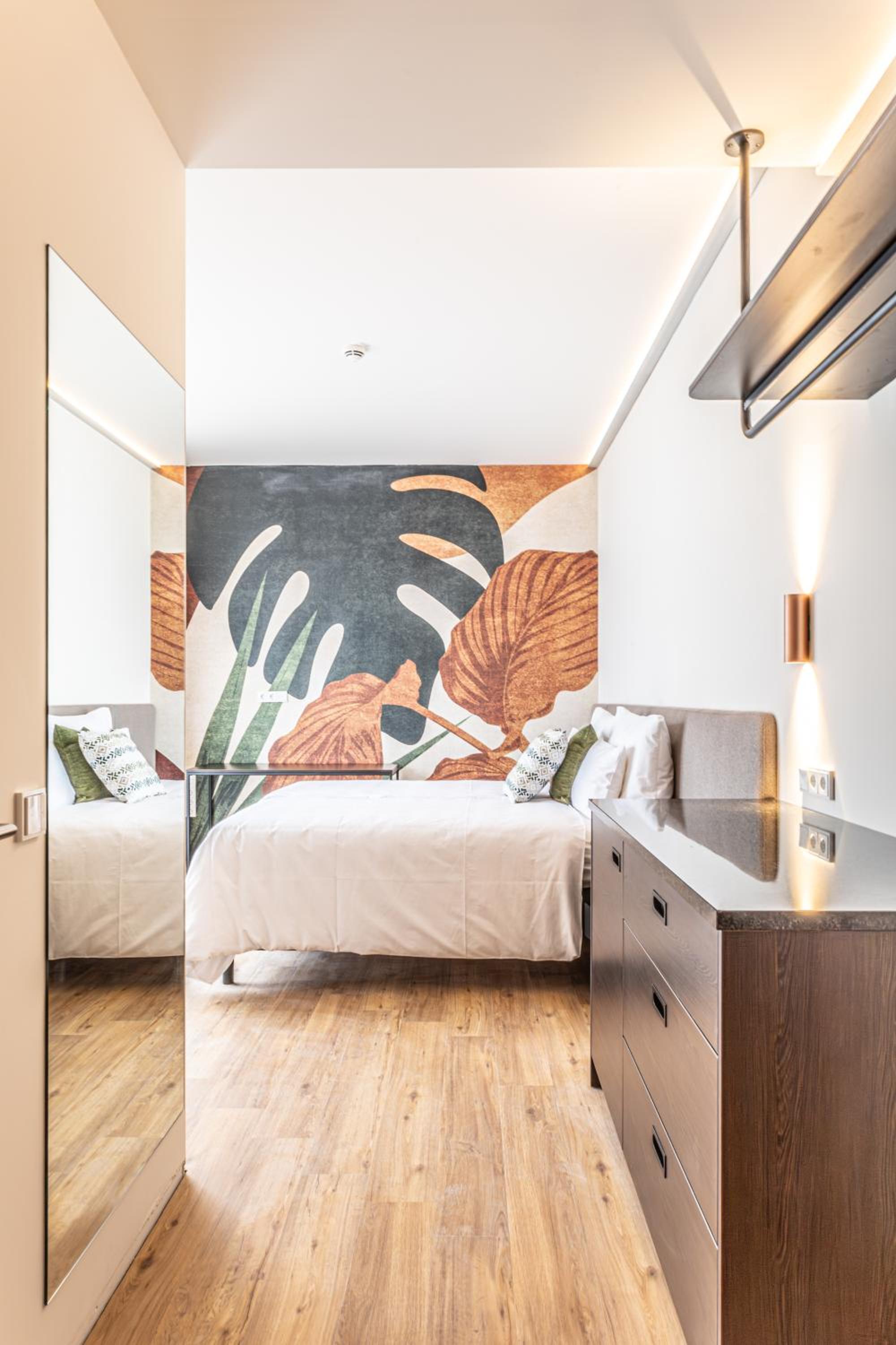 King Suite with Balcony photo 3