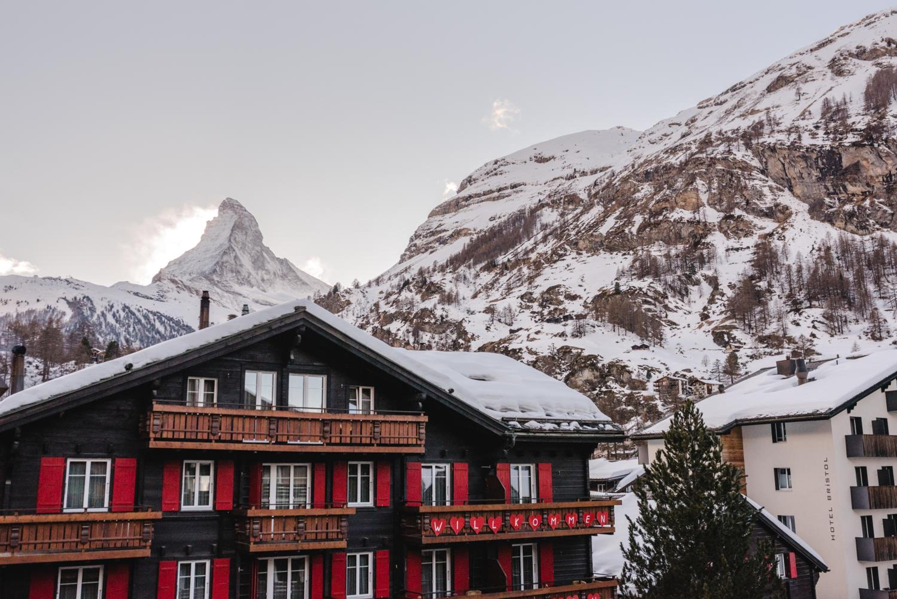 Panorama Deluxe Room with Matterhorn View