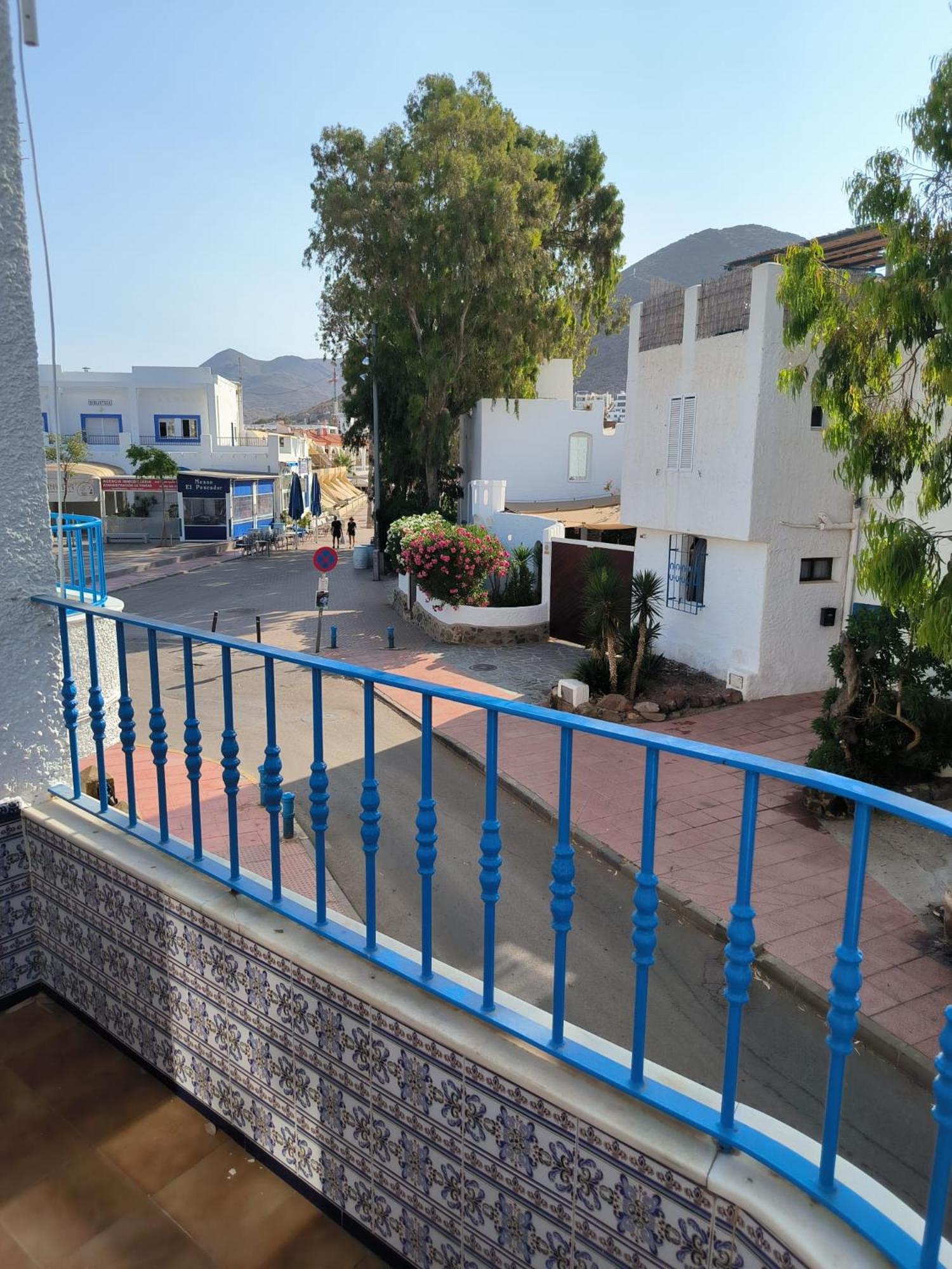 Three-Bedroom Apartment with Park View photo 2
