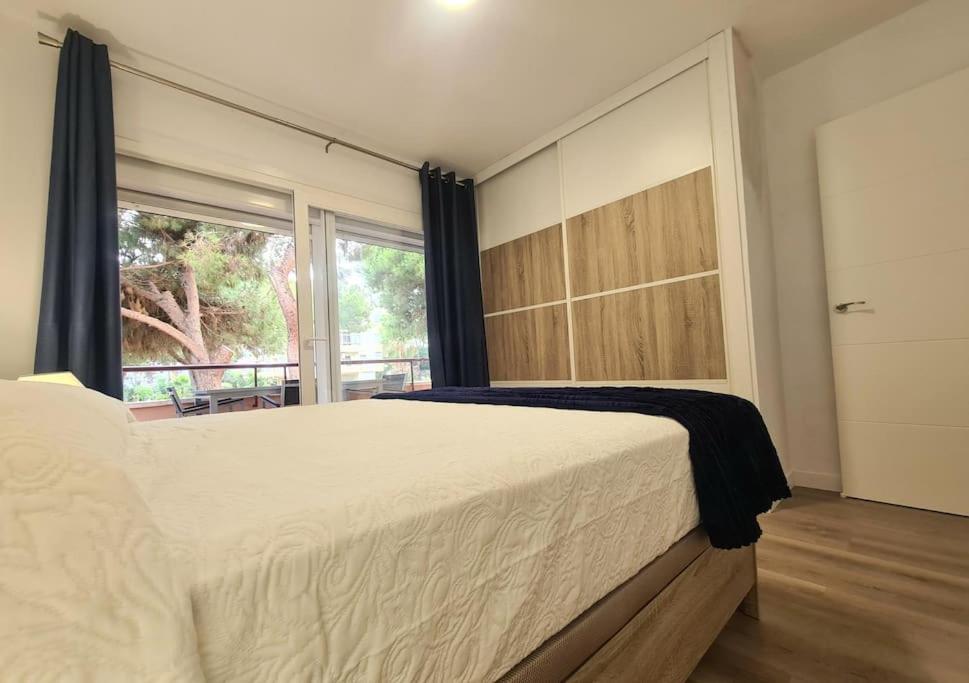 Two-Bedroom Superior Apartment photo 2