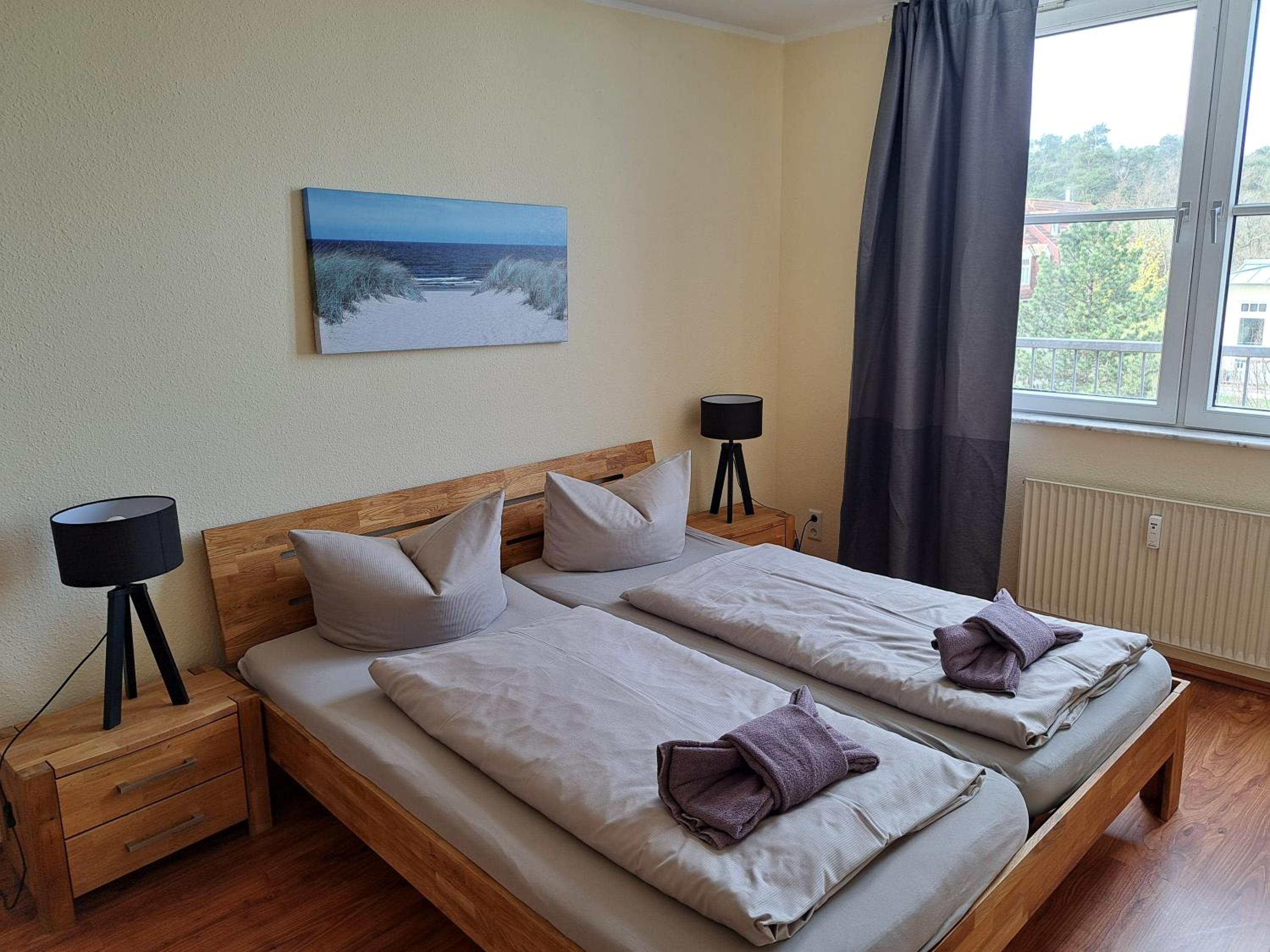 Two-Bedroom Apartment with Balcony photo 3