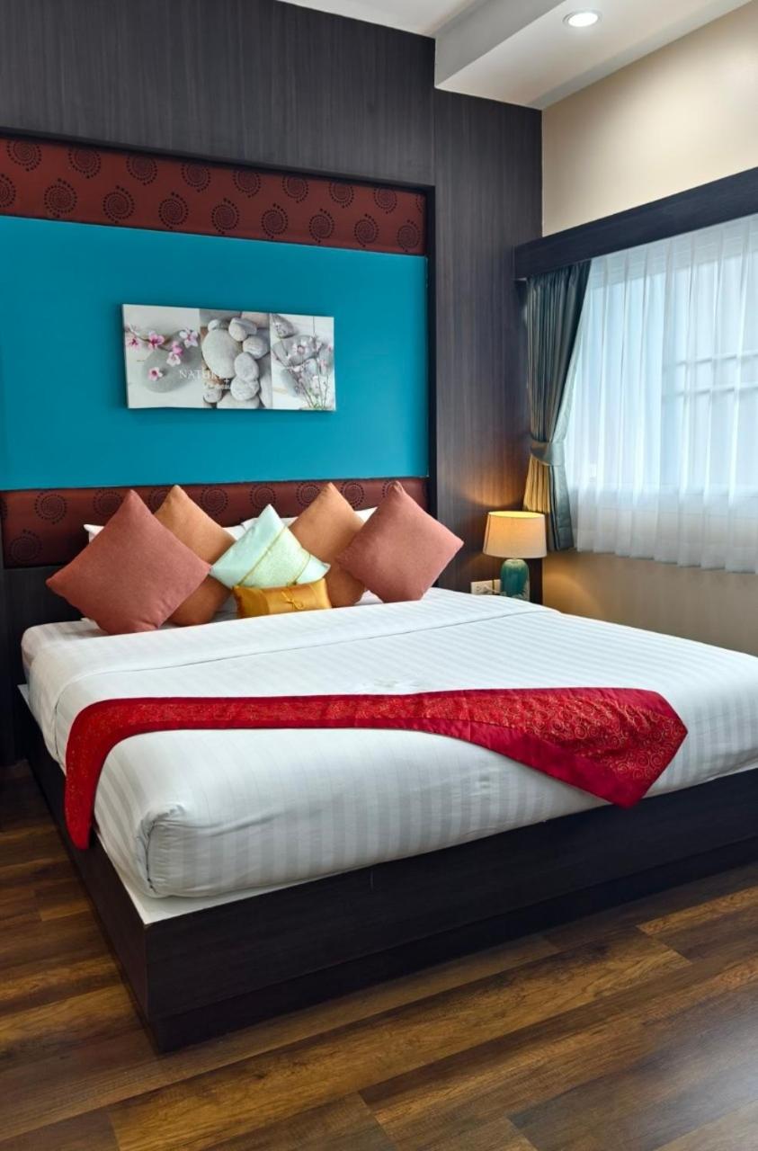 Suite with Garden View photo 1