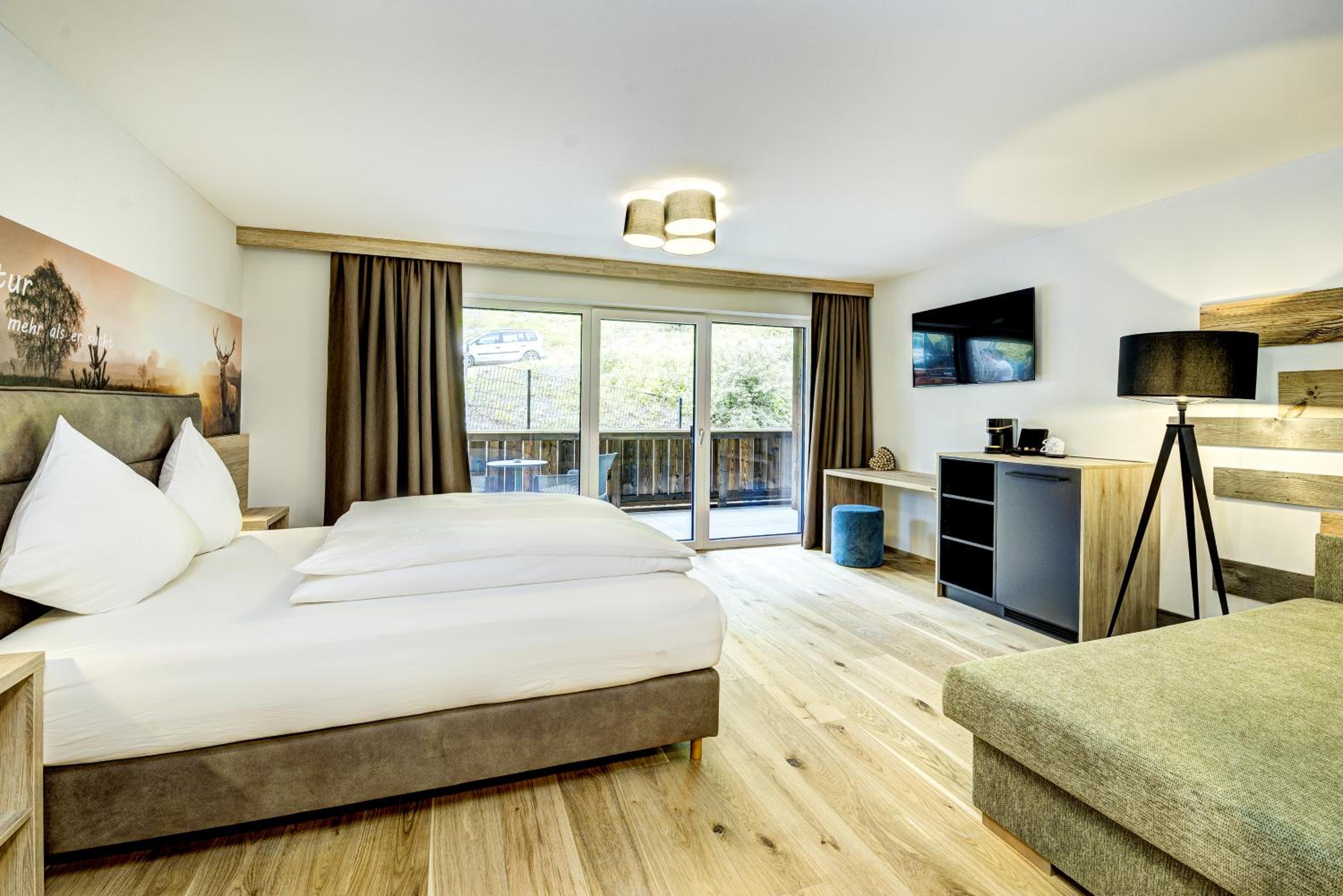 Deluxe Double Room with Balcony