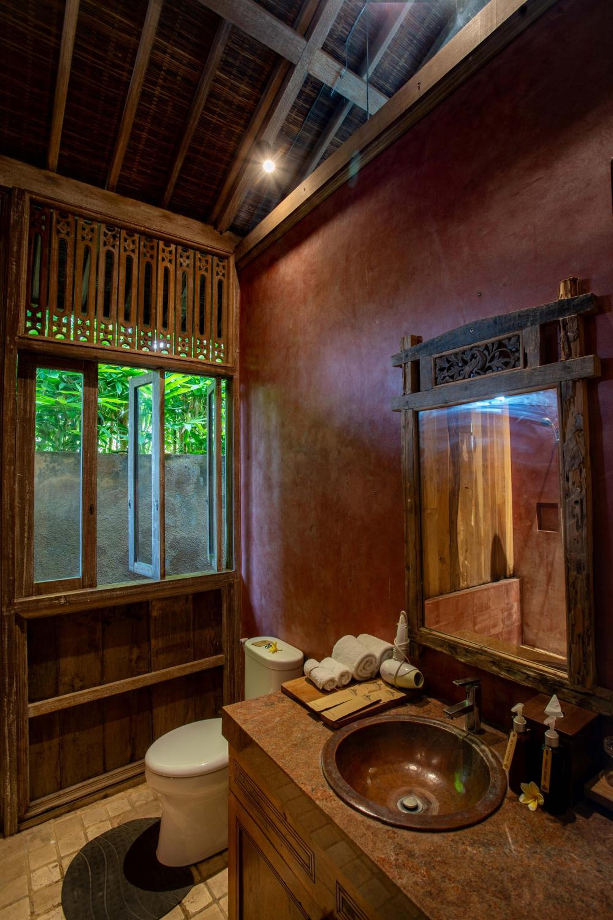 Family Three-Bedroom Villa with Private Pool