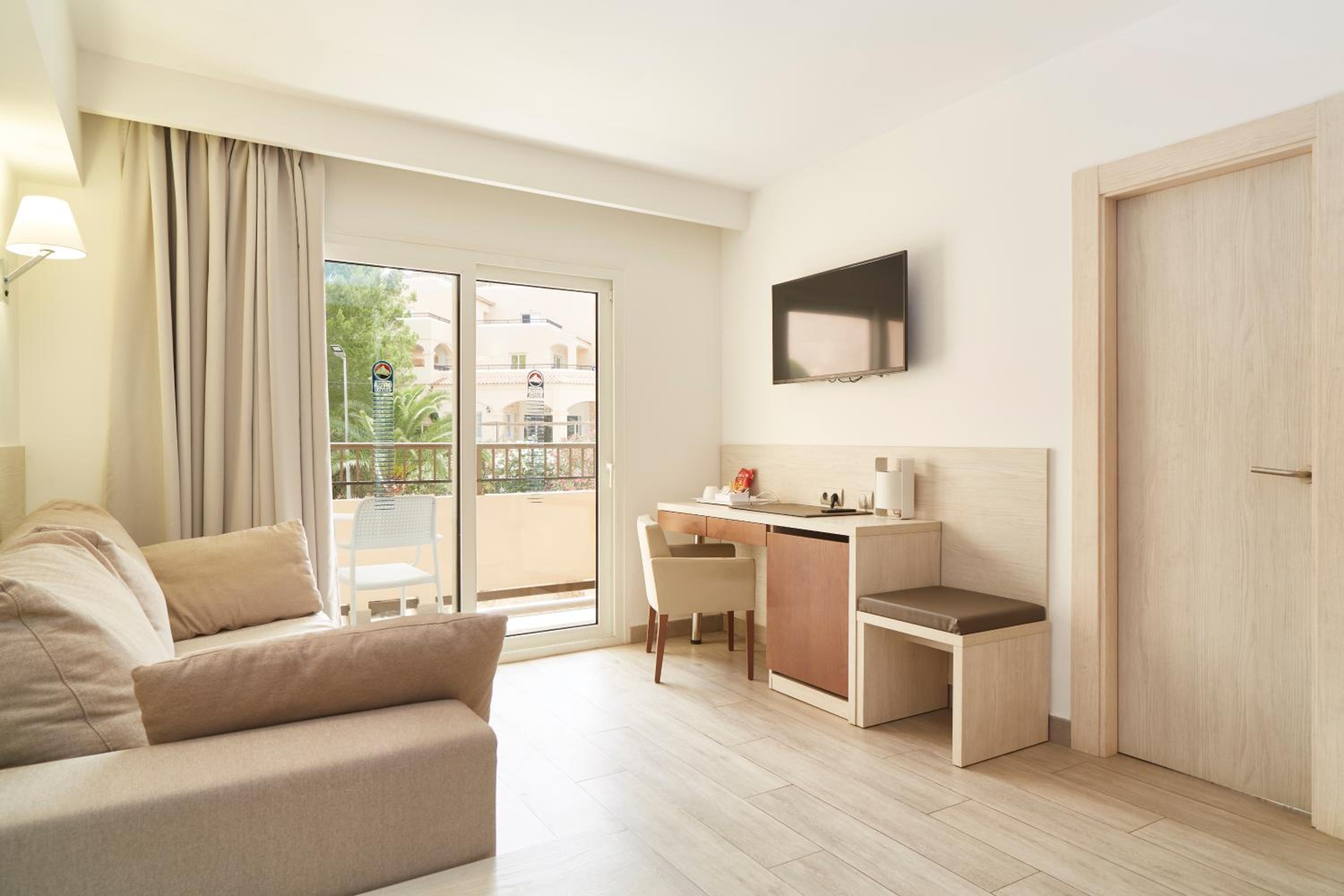 Inspire Room - Junior Suite with Sea View - Photo 1