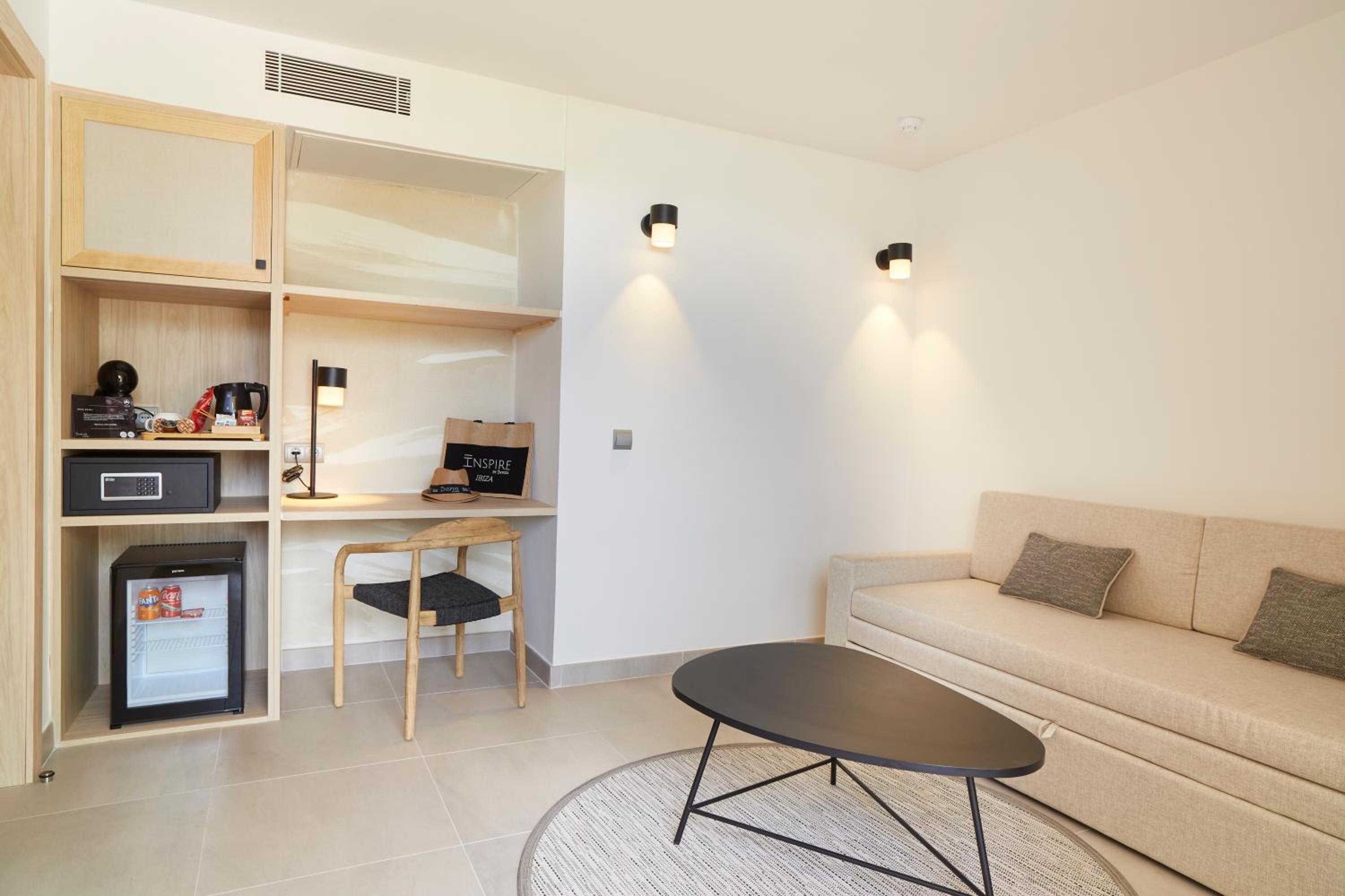 Inspire Room - Junior Suite with Sea View - Photo 4