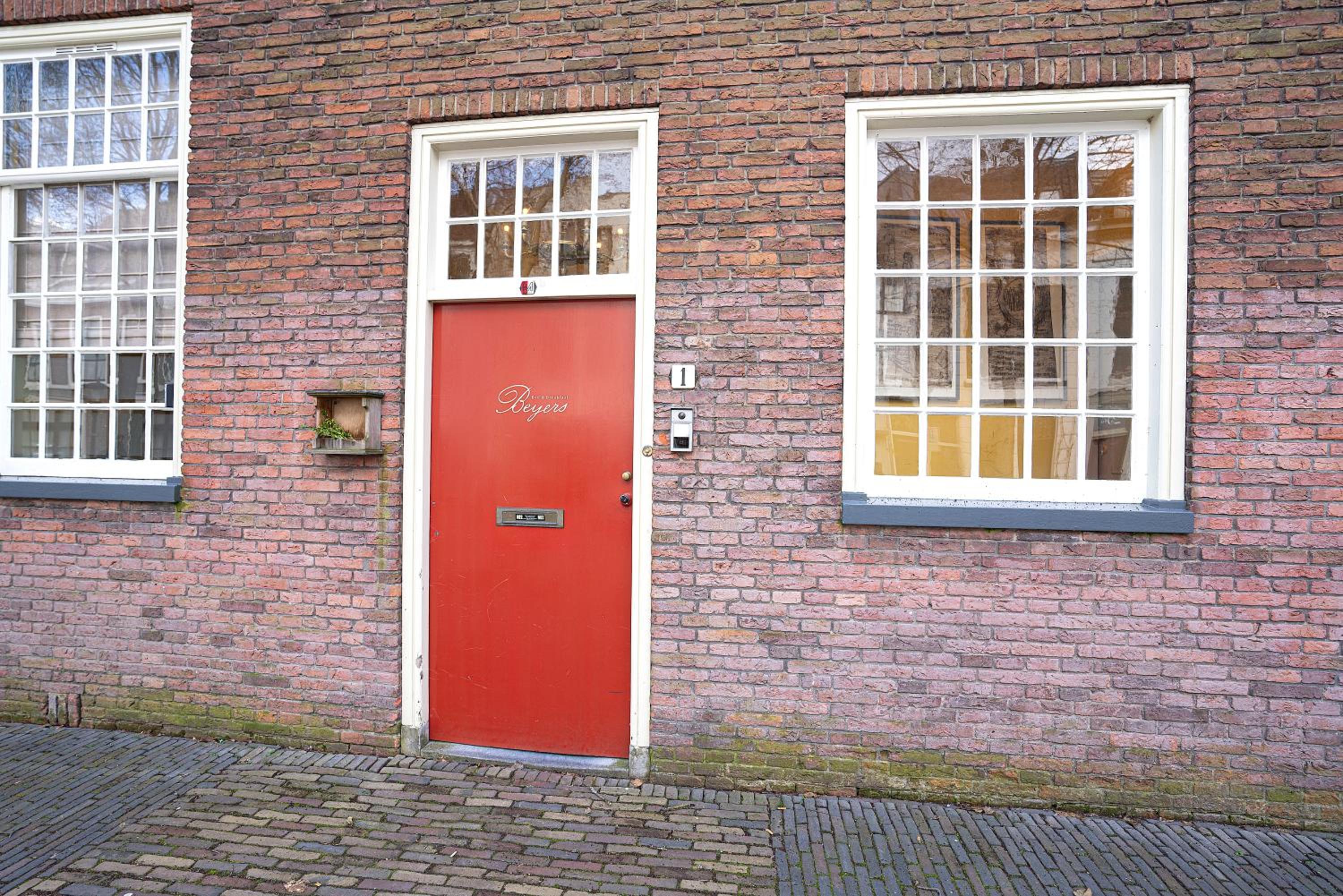B&B 02 - Photo 5