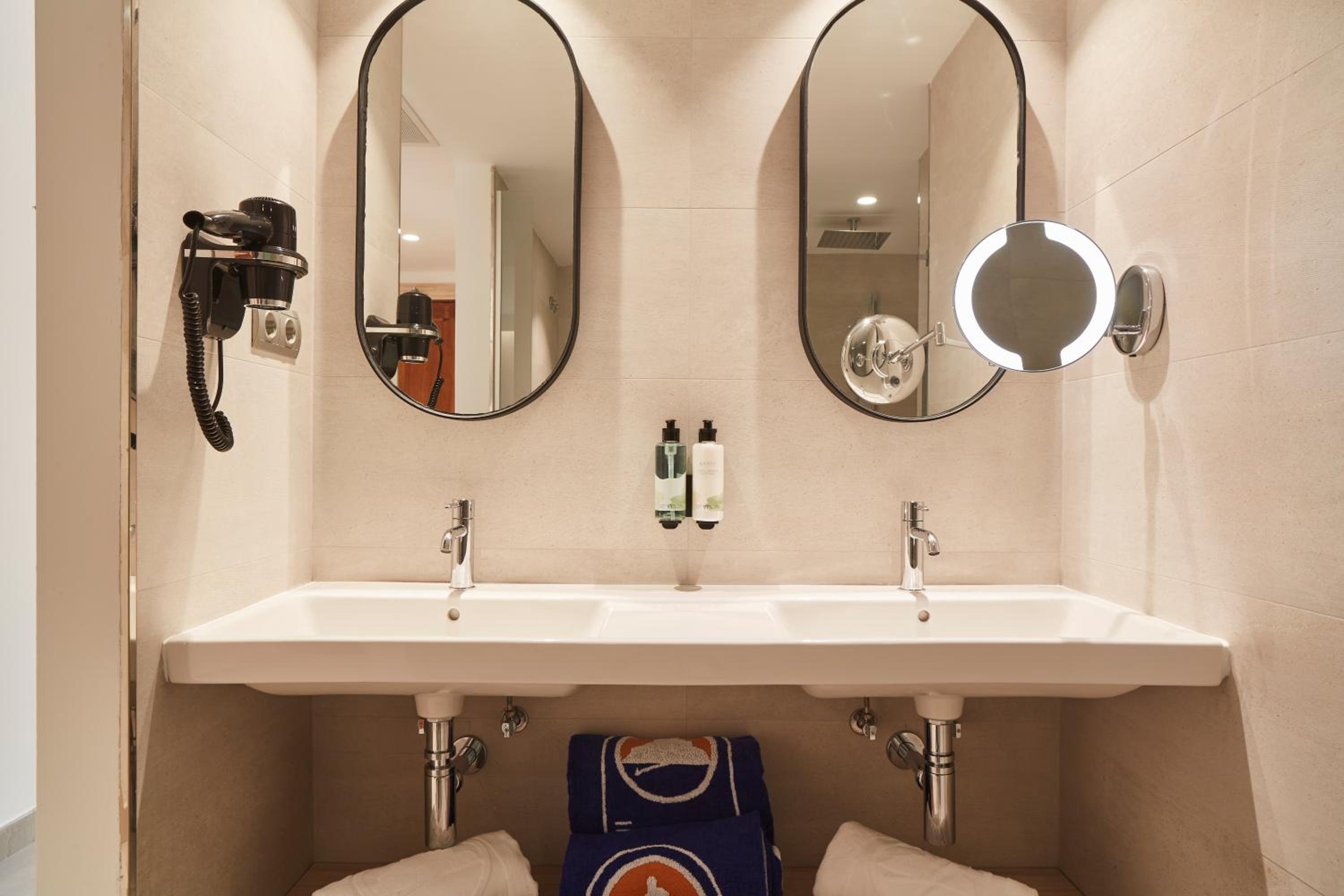 Inspire Room - Suite photo 2