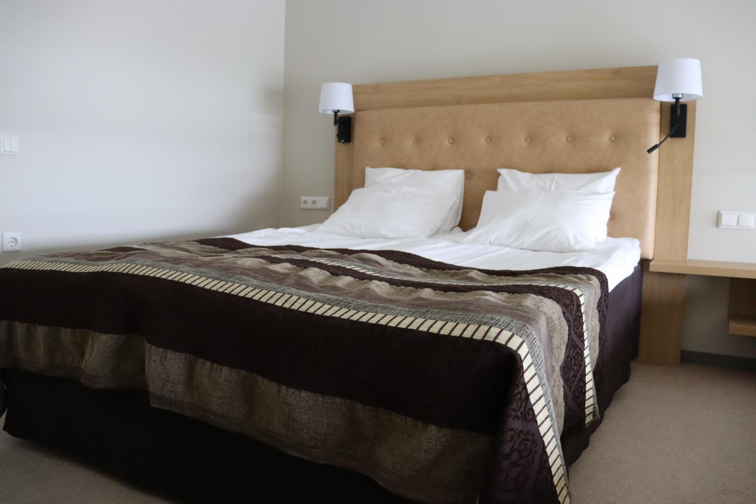 Suite - Photo 3