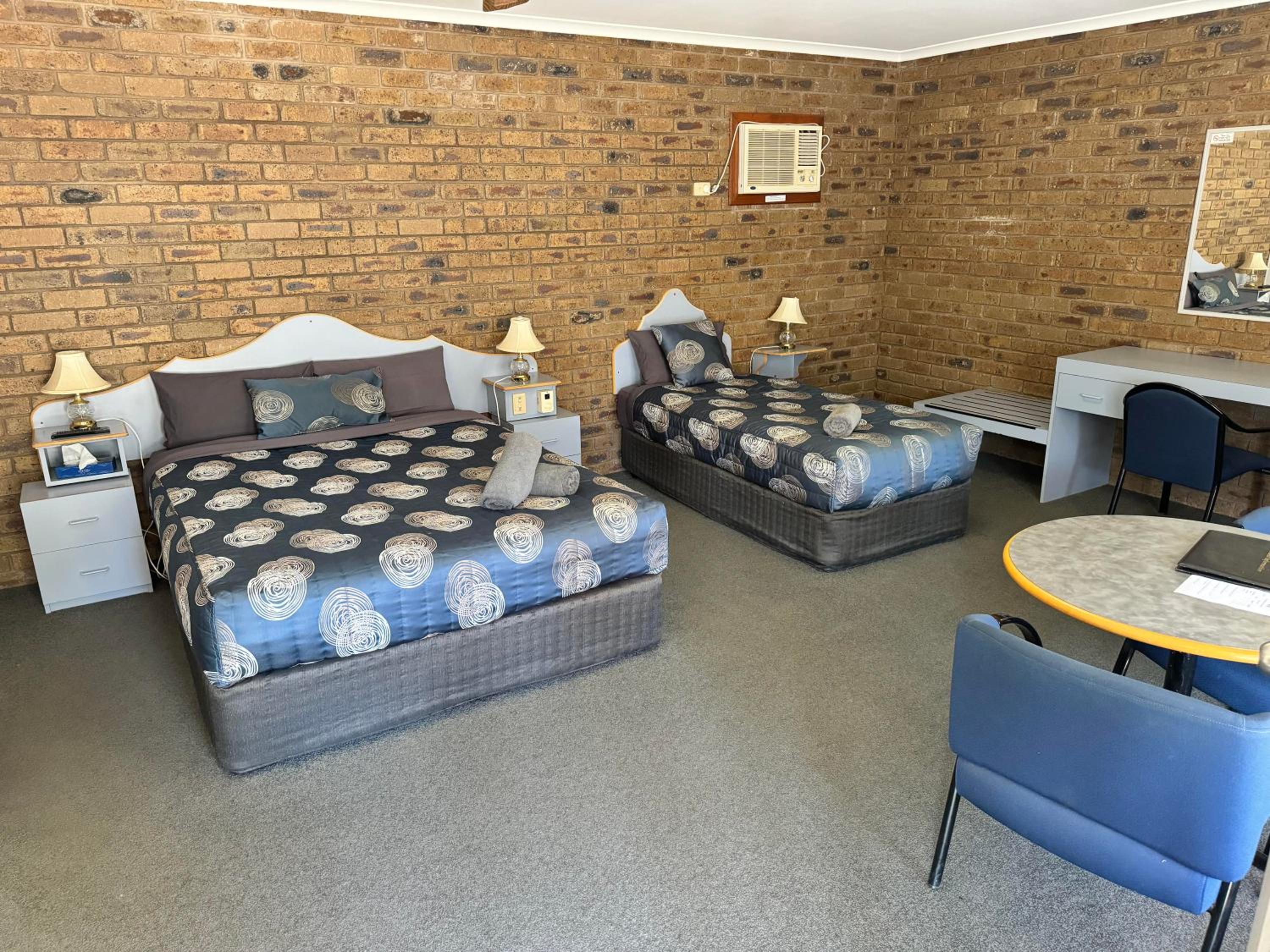 Double or Twin Room photo 2