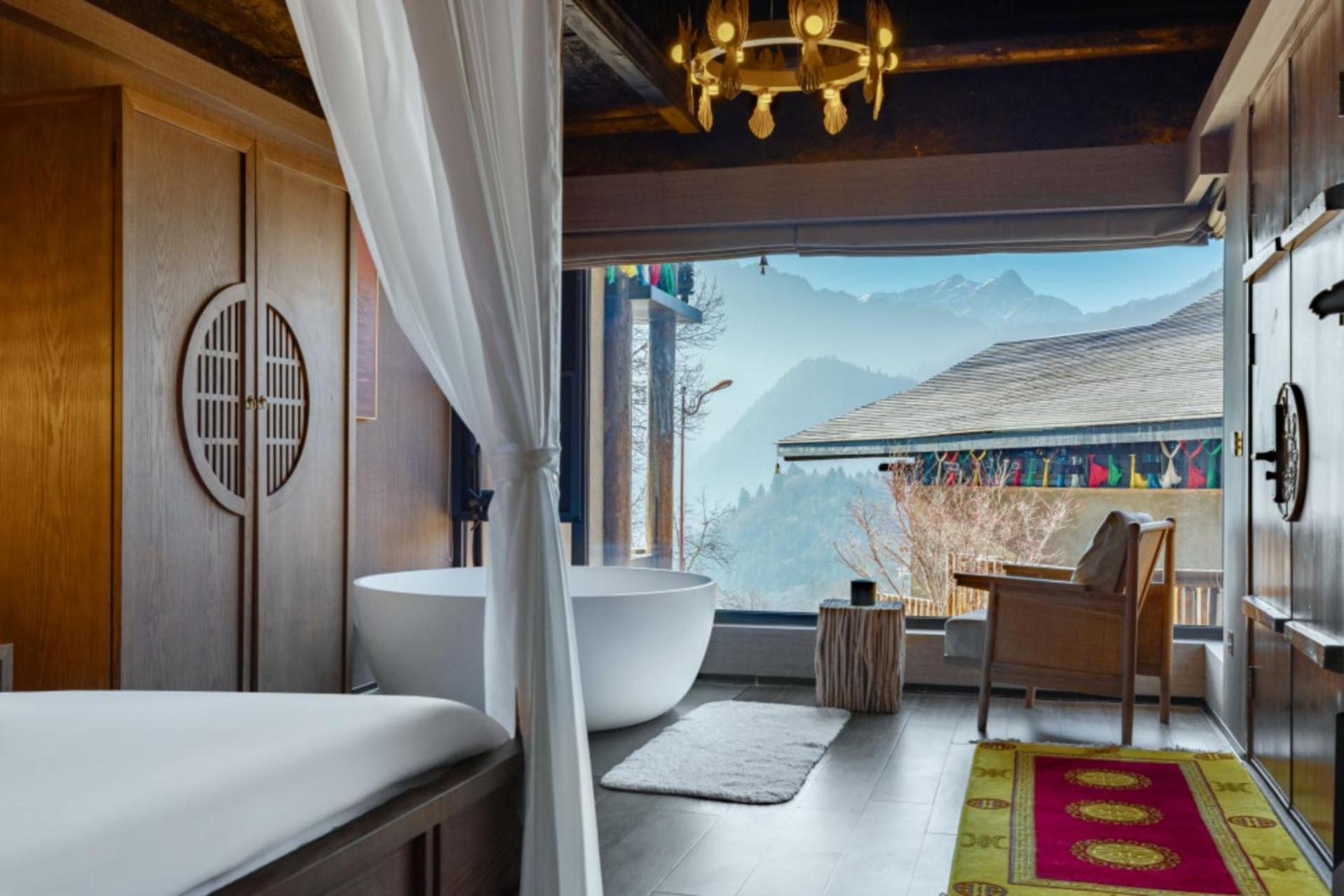 Superior Queen Room