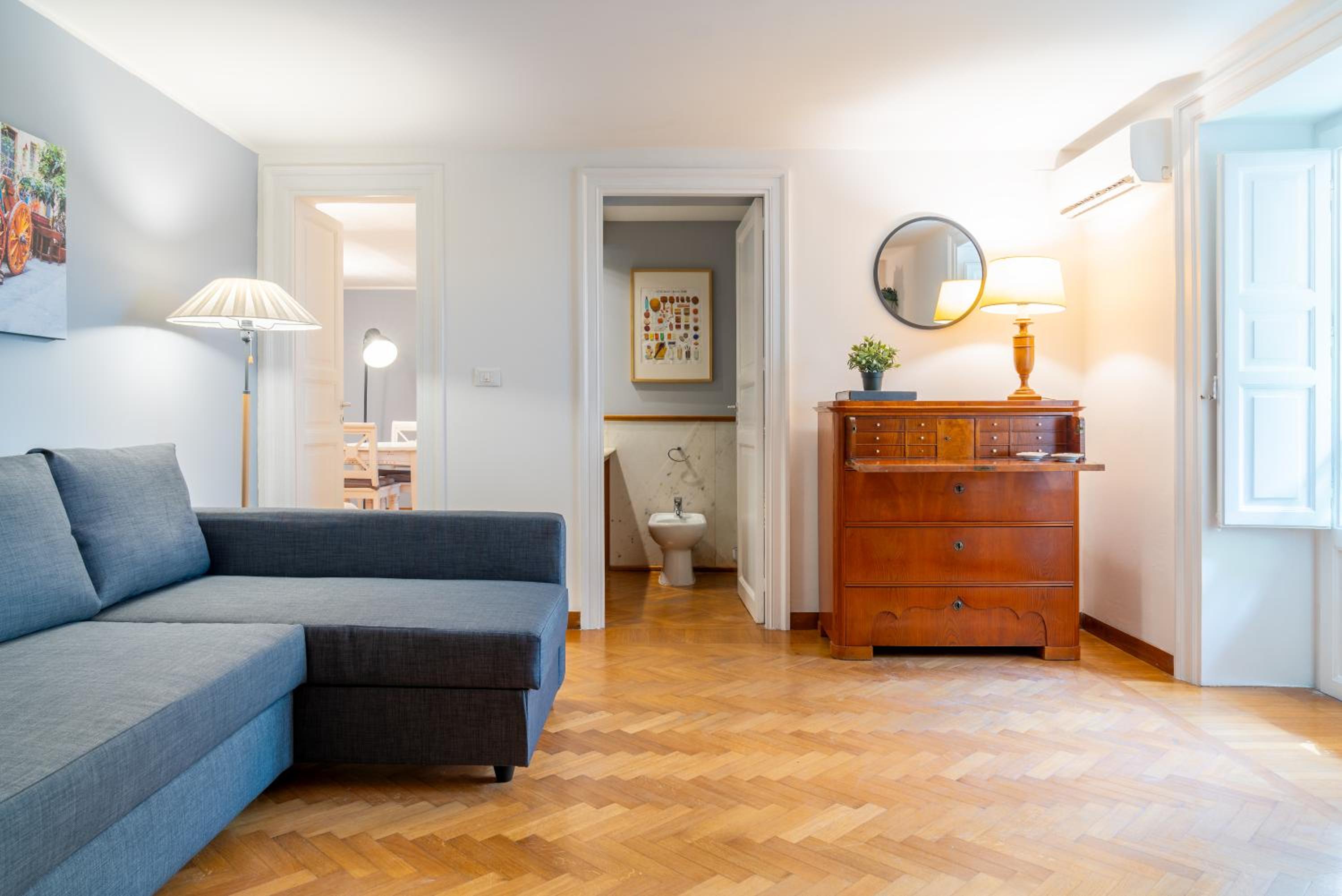 One-Bedroom Apartment