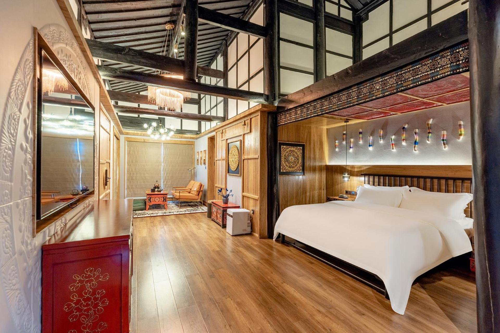 Queen Suite