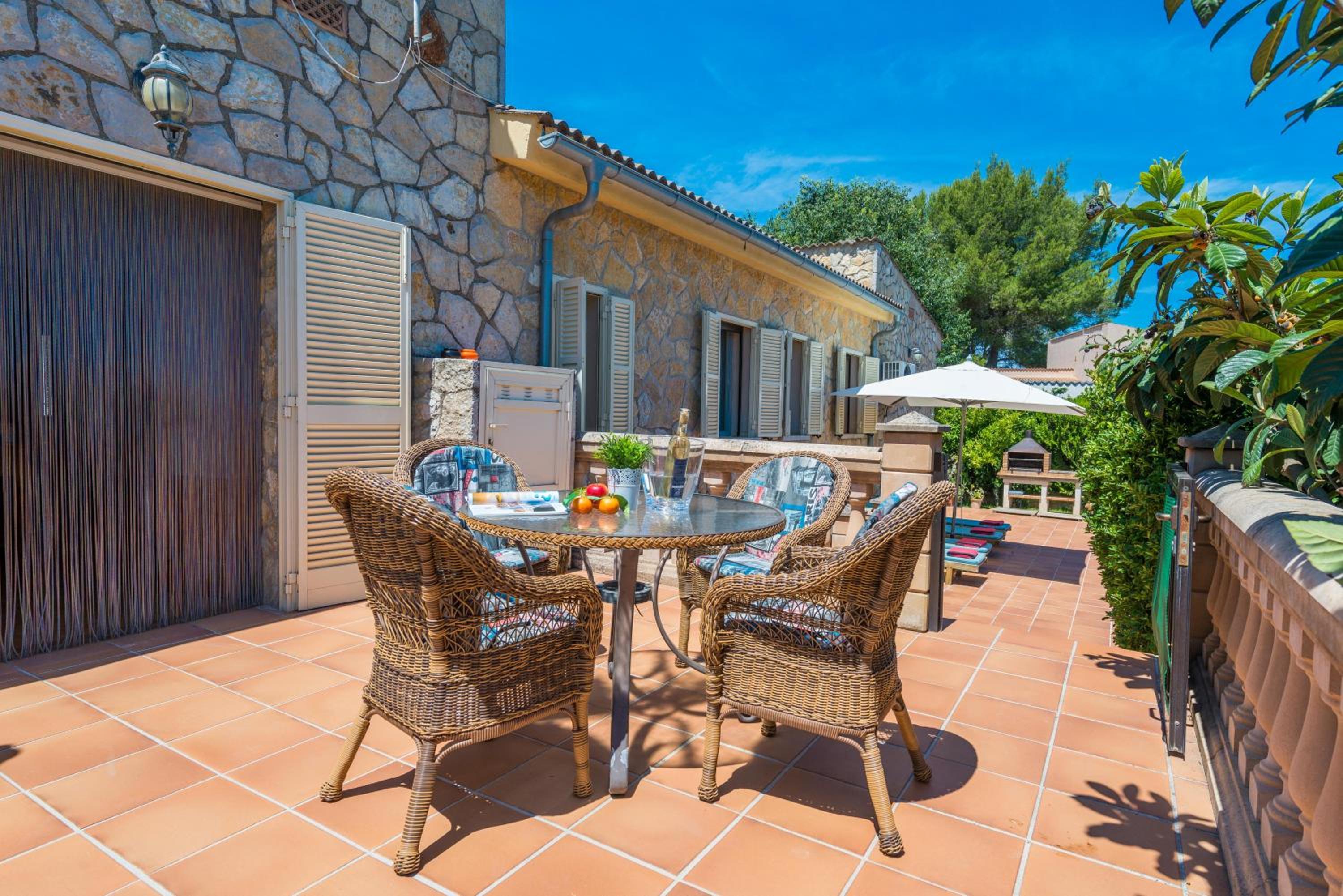 Three-Bedroom Villa photo 2