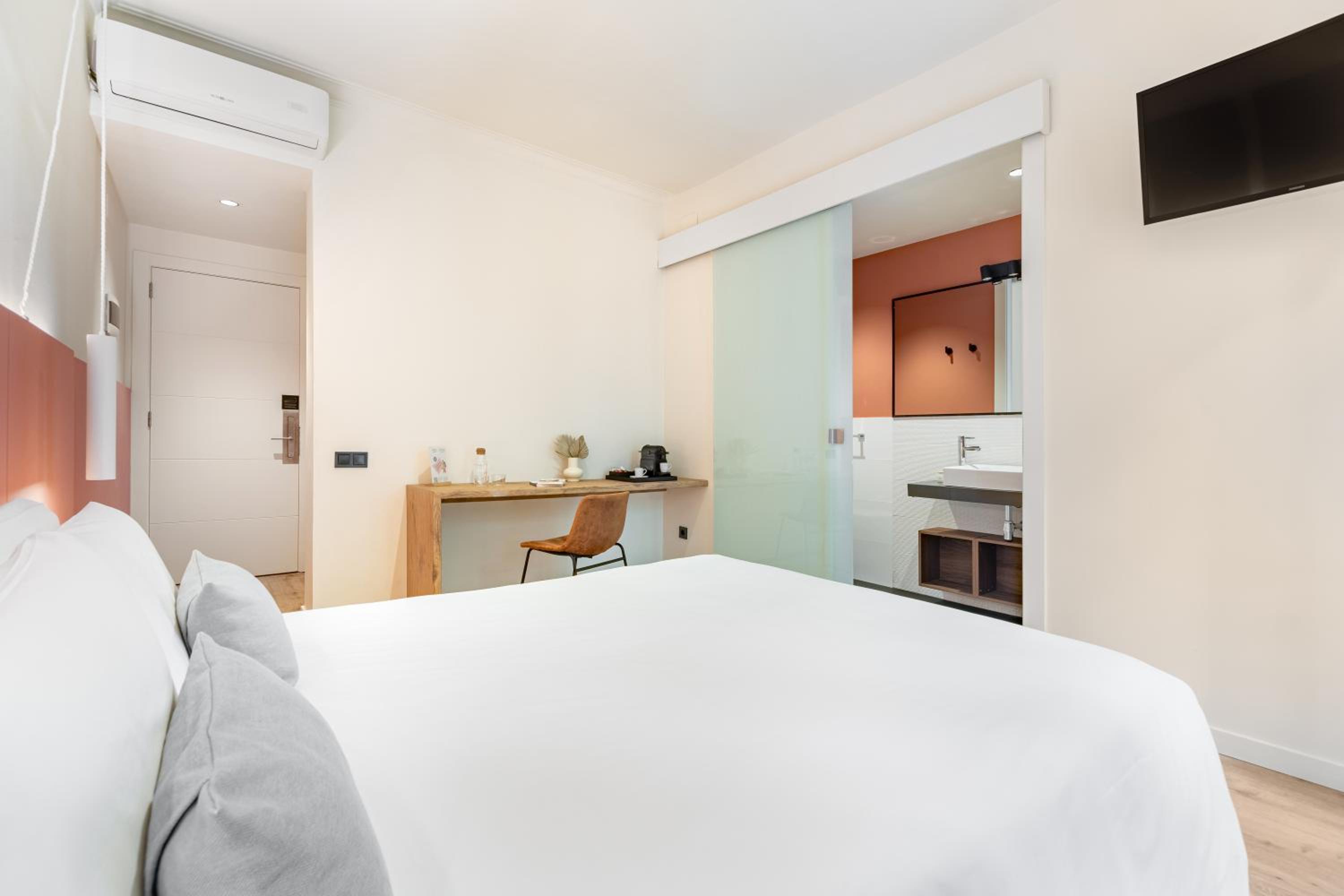 Superior Double Room photo 2