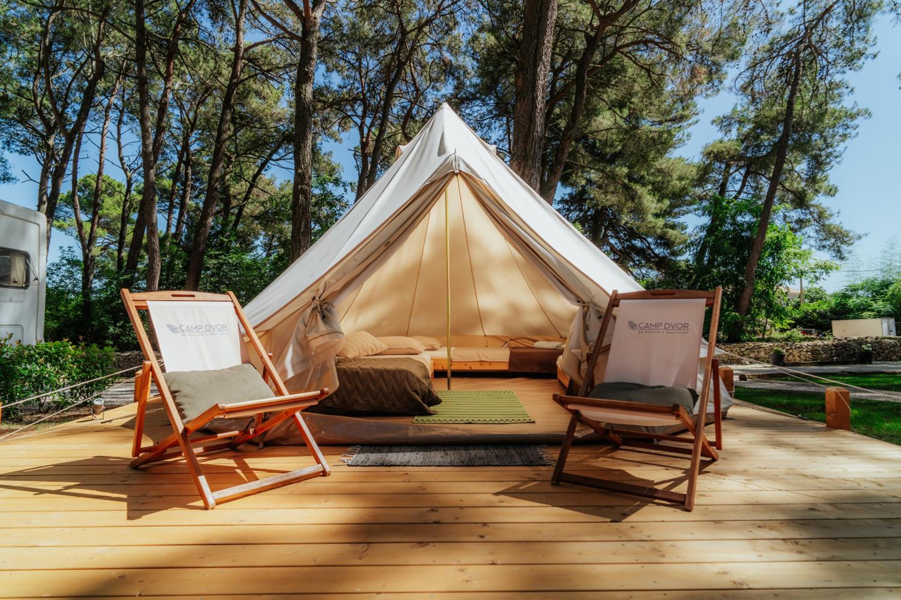 Tent - Photo 3