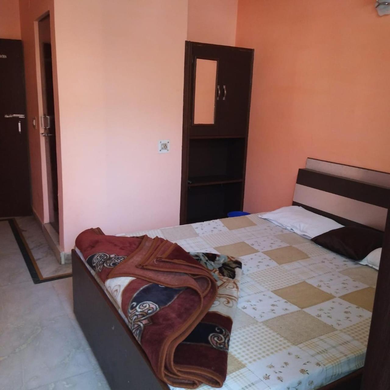 Standard Double Room With Fan