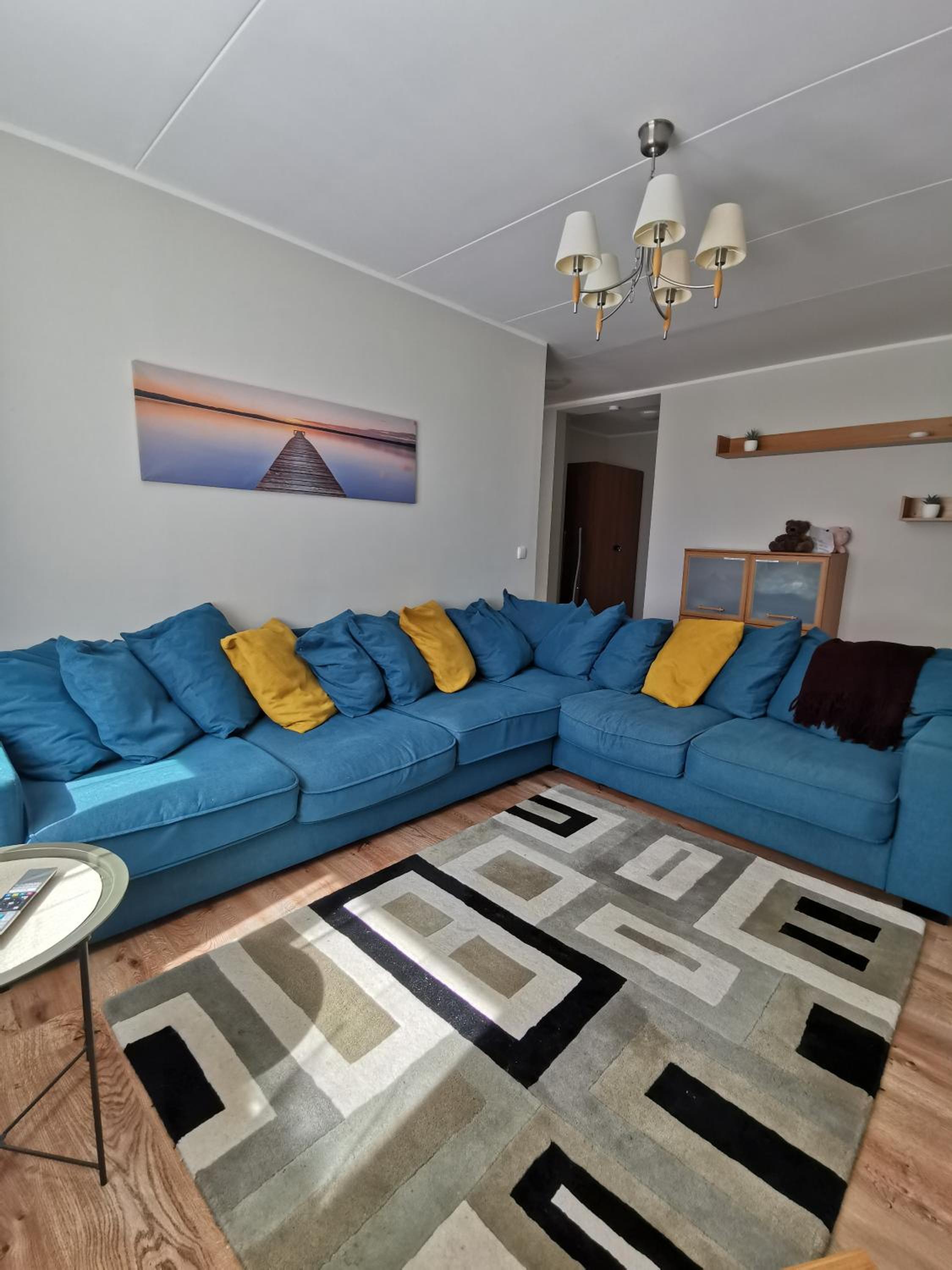 One-Bedroom Apartment - Photo 1