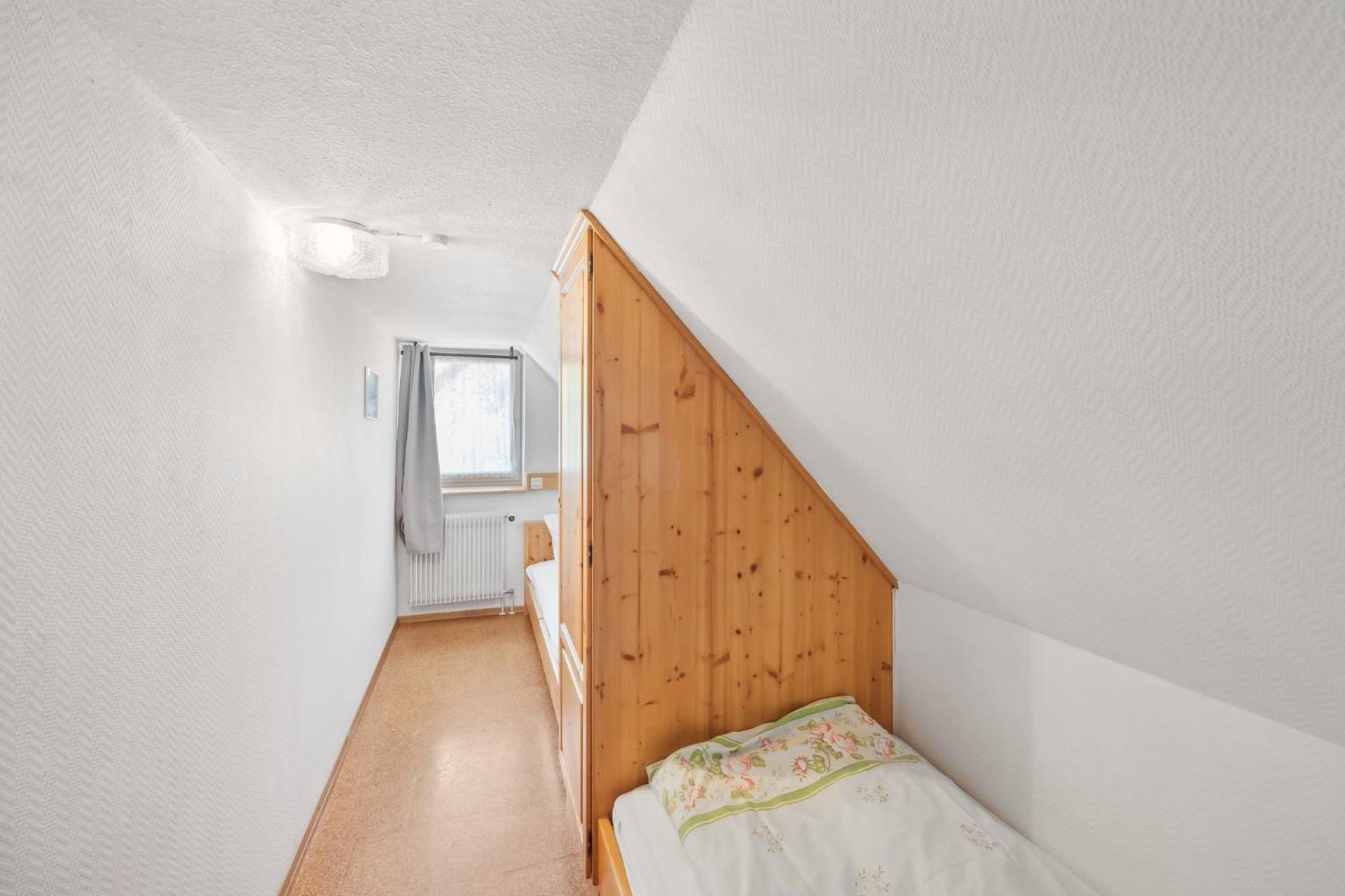 Deluxe Quadruple Room with Balcony photo 2