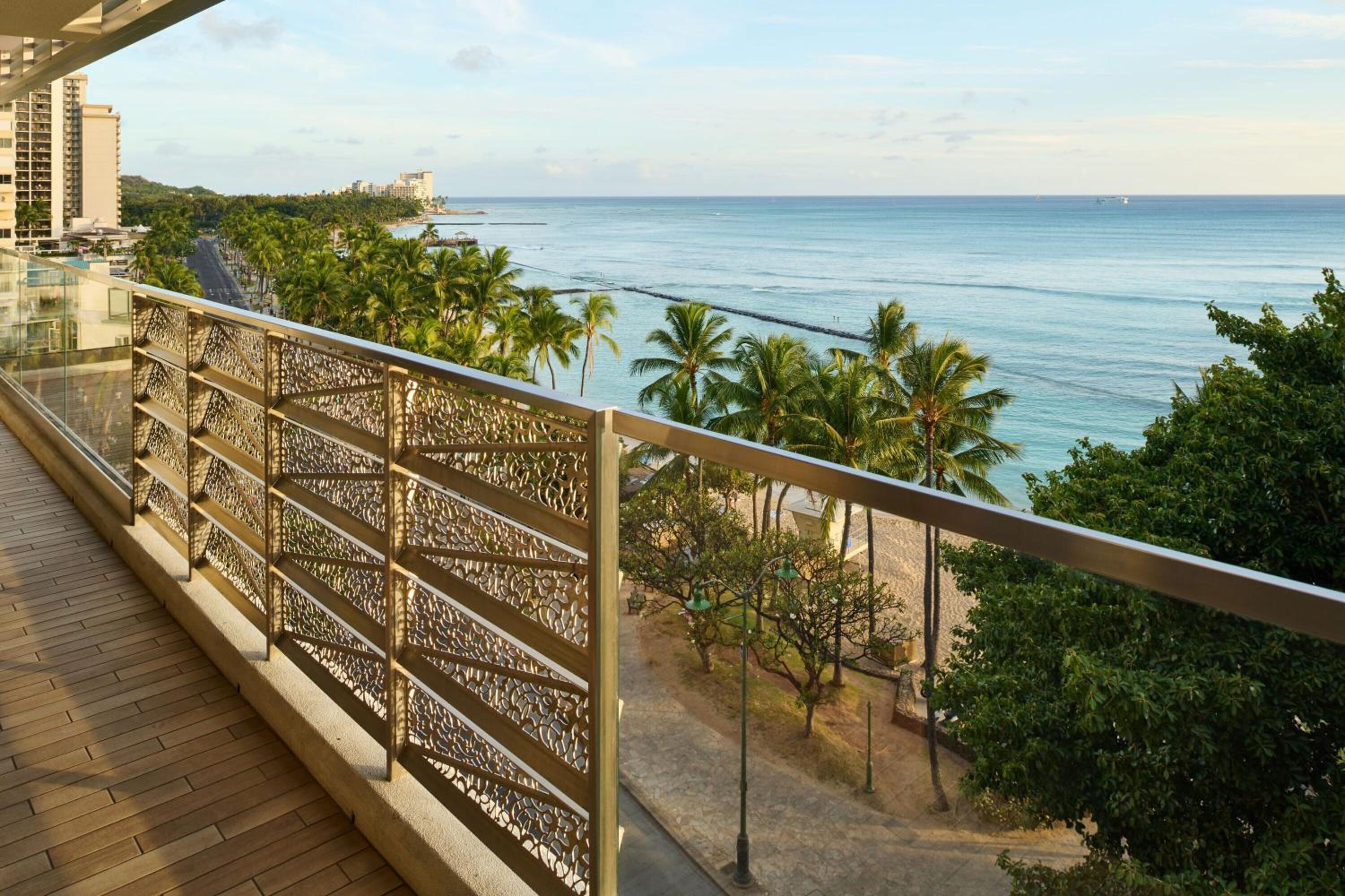 Ocean View Emerald Suite - 2 Bedroom Plus Den - Photo 10