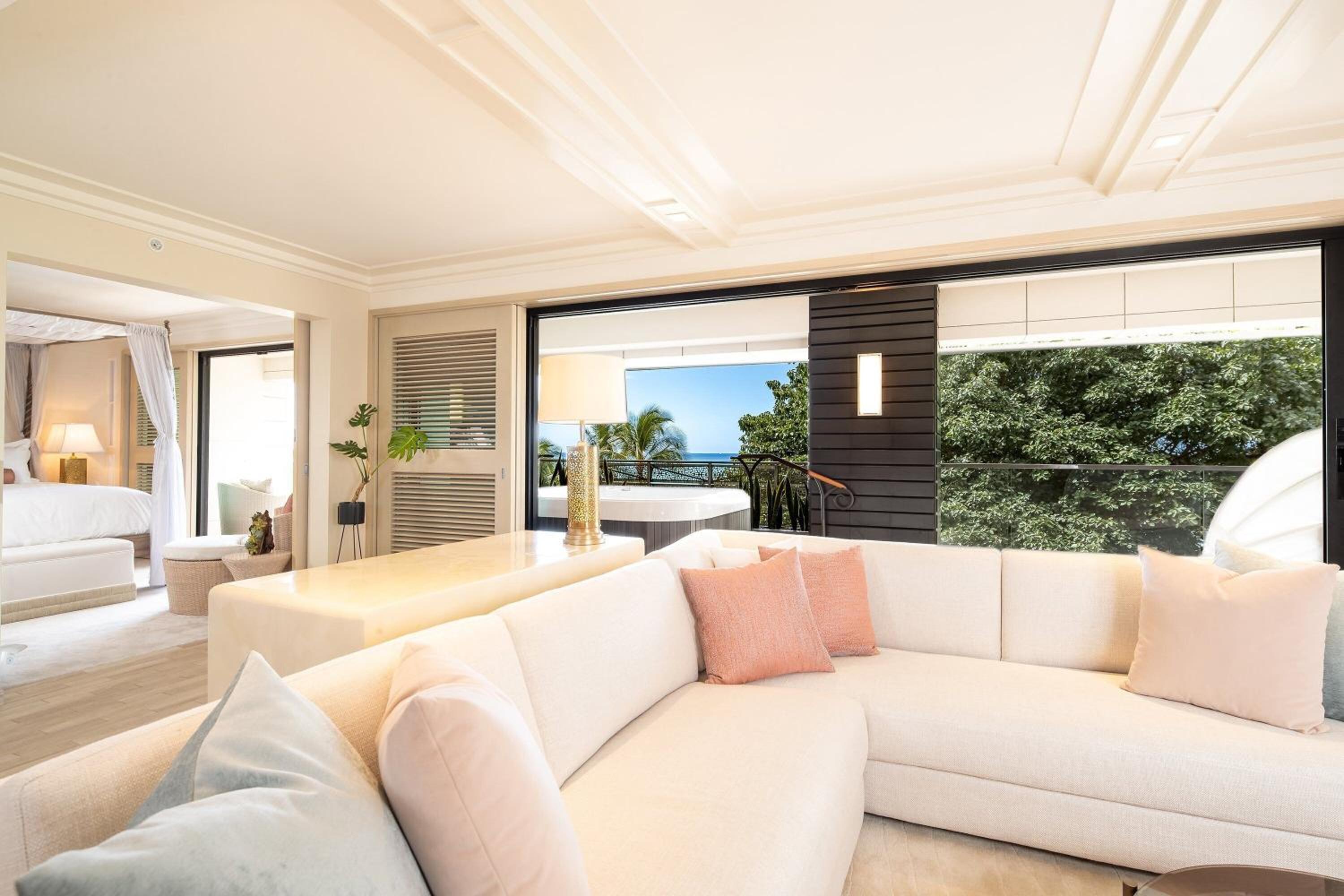 Beach View Ruby Suite - 2 Bedroom Plus Den - Photo 1