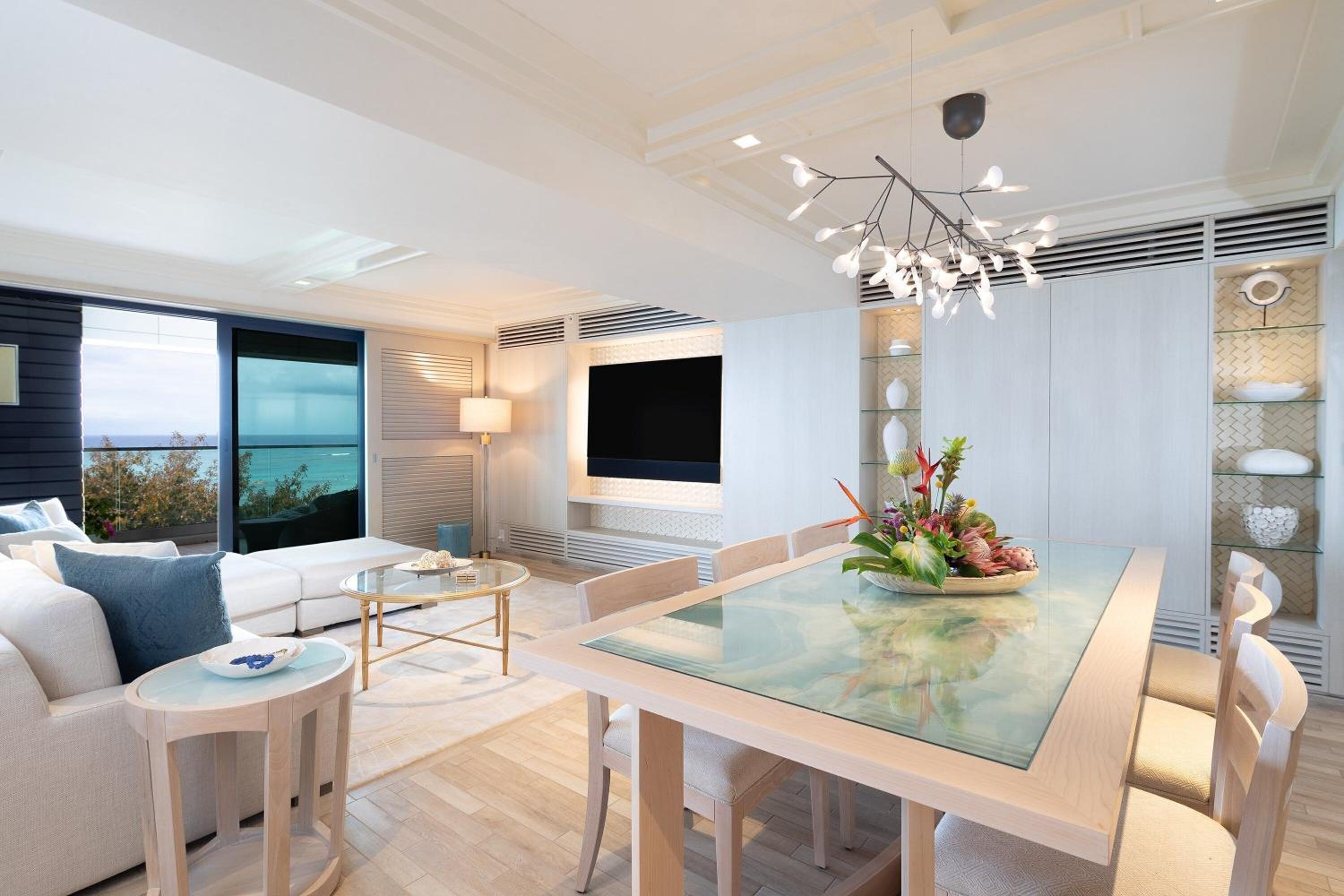 Oceanfront Sapphire Suite - 2 Bedroom Plus Den - Photo 1