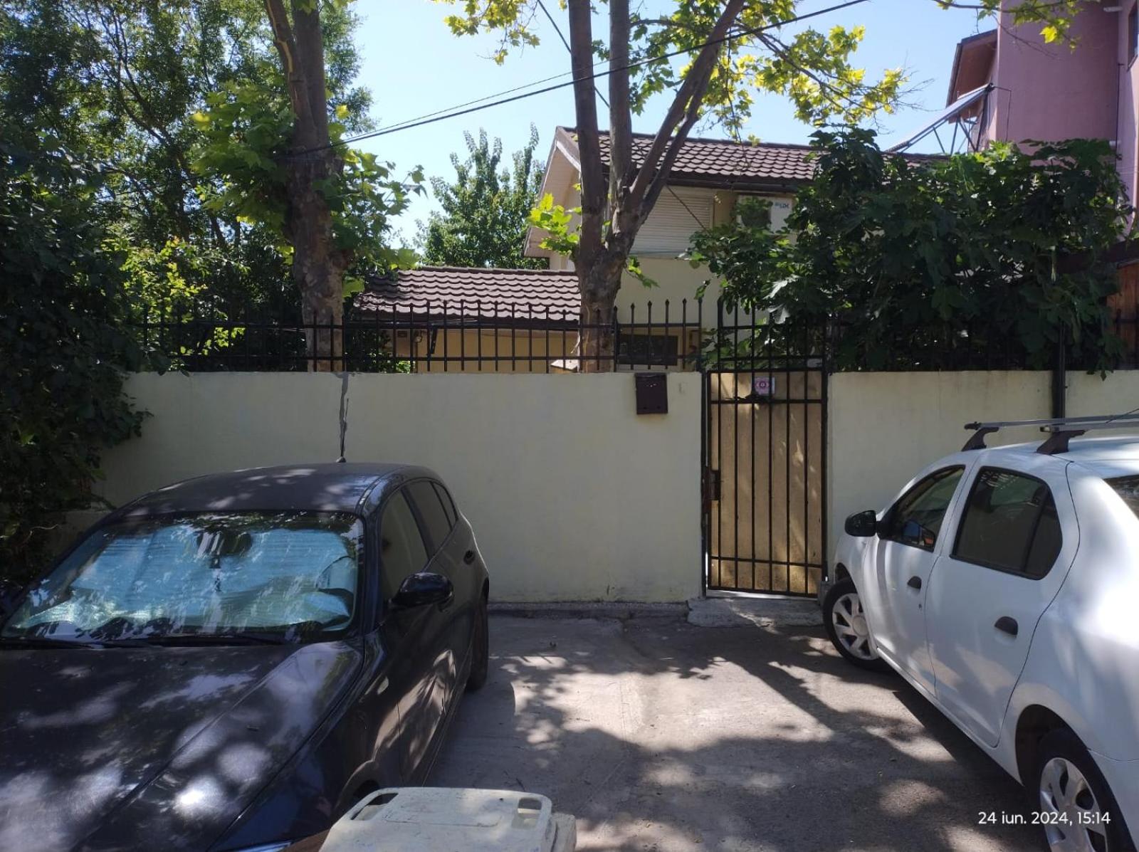 Villa photo 2