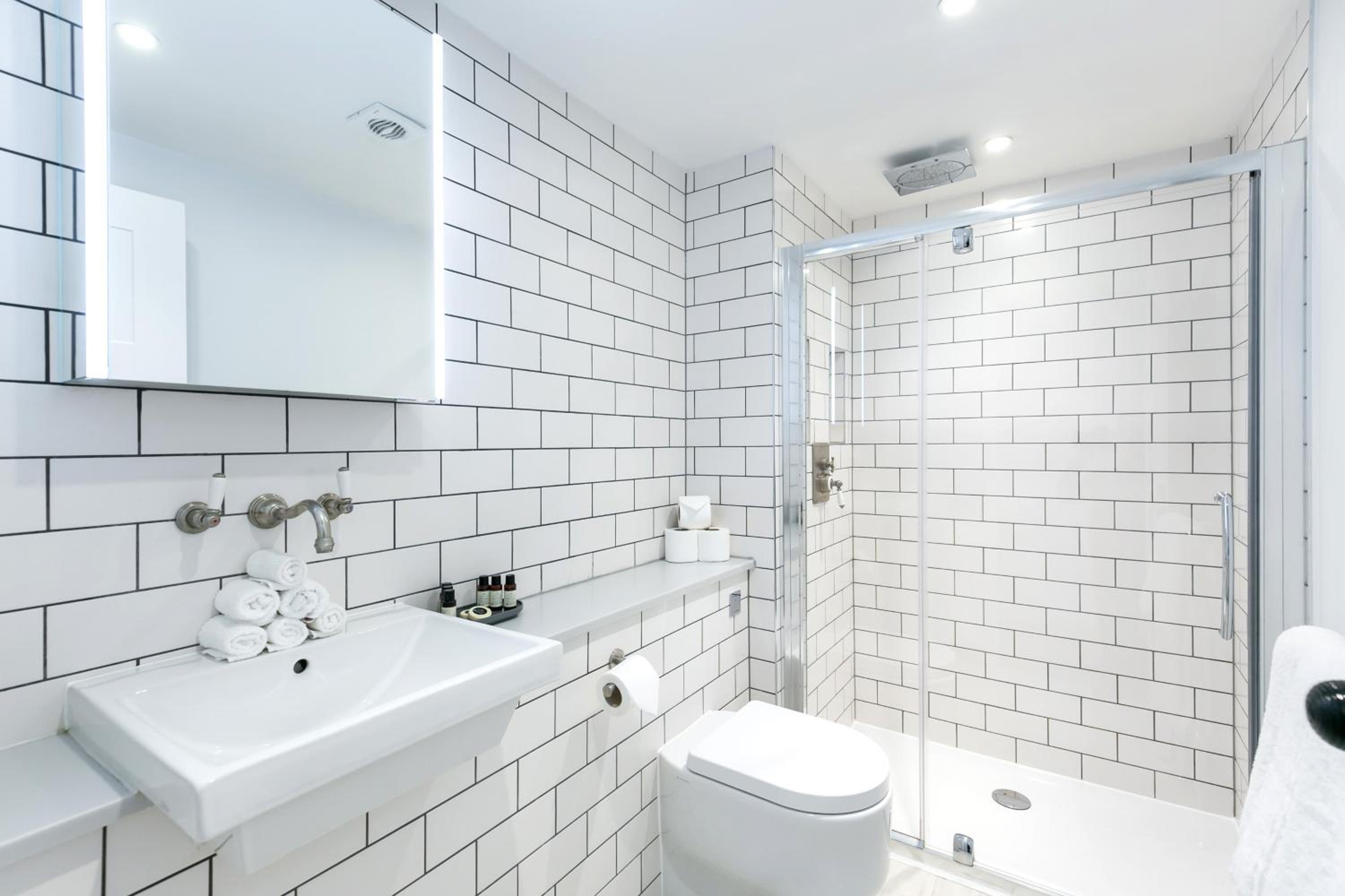Deluxe One Bedroom Apartment with Terrace photo 2