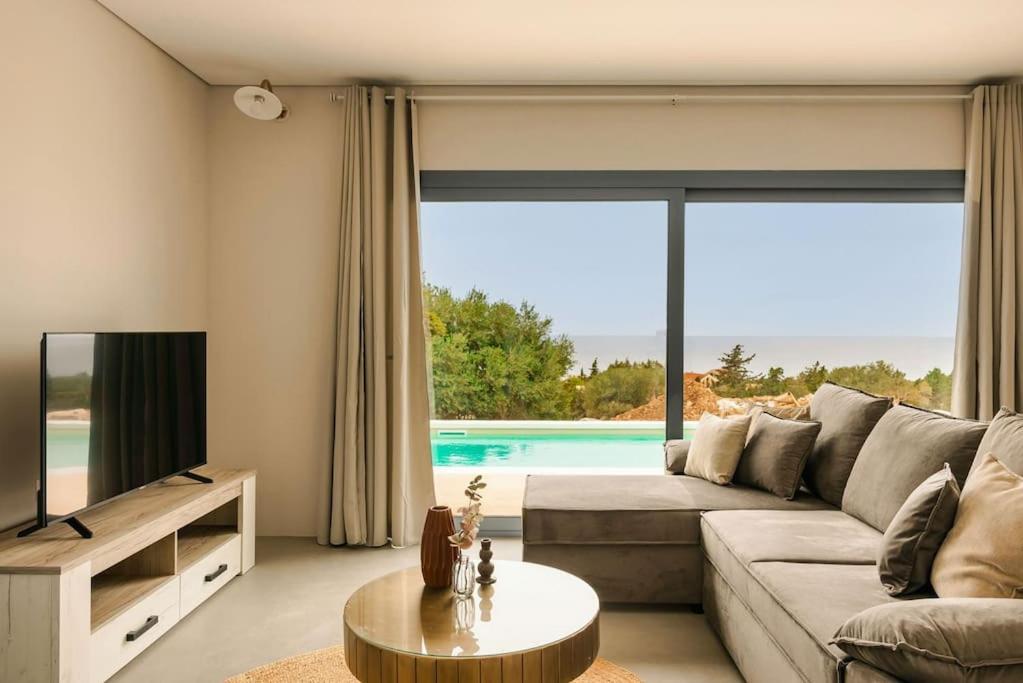 Two-Bedroom Villa photo 1