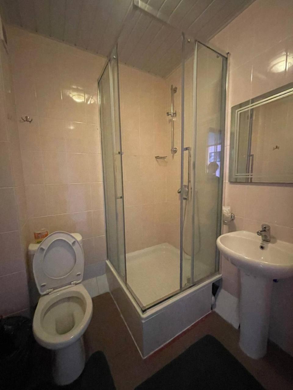 One-Bedroom Suite photo 3