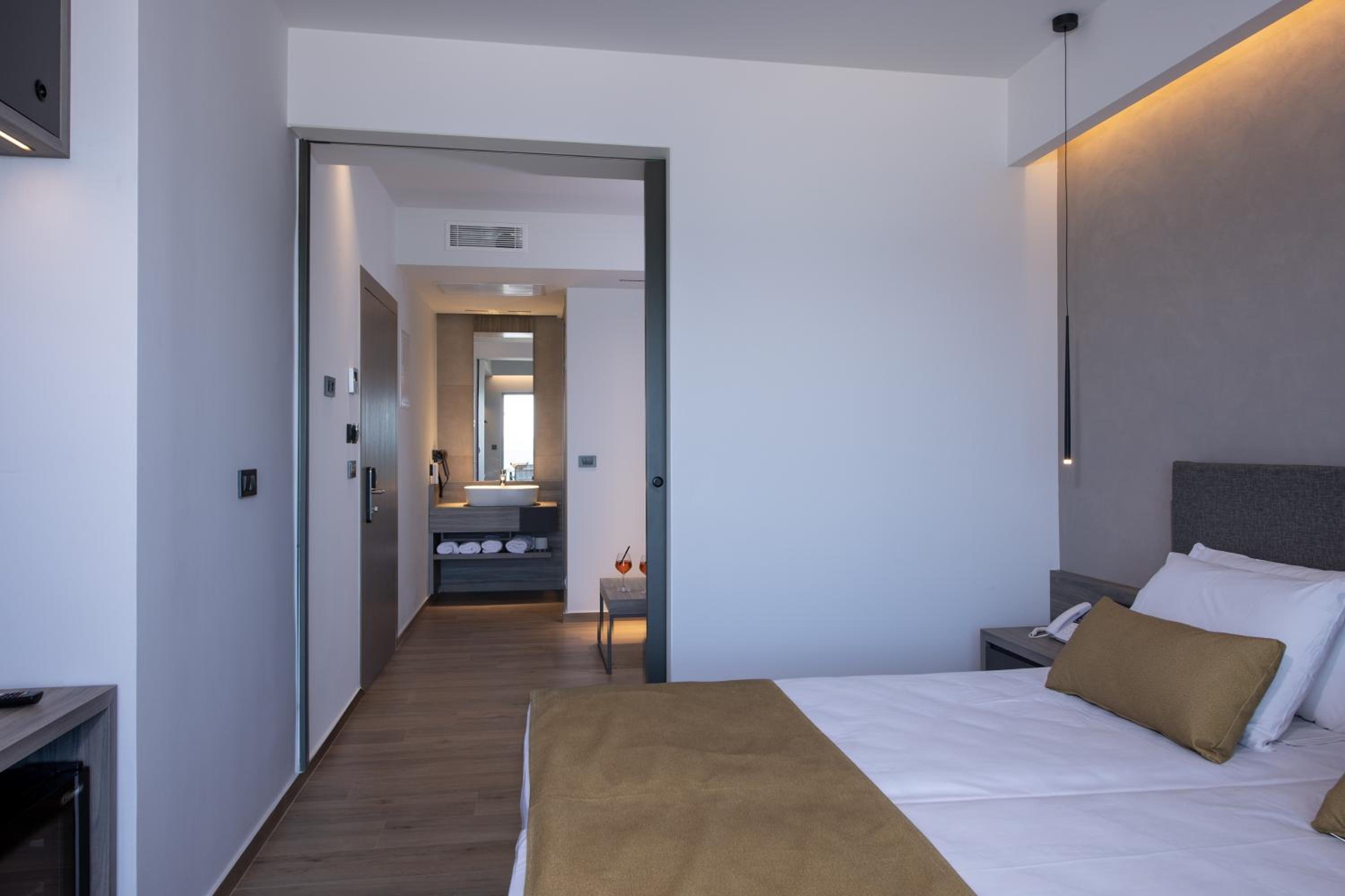 Suite with Private Pool photo 2