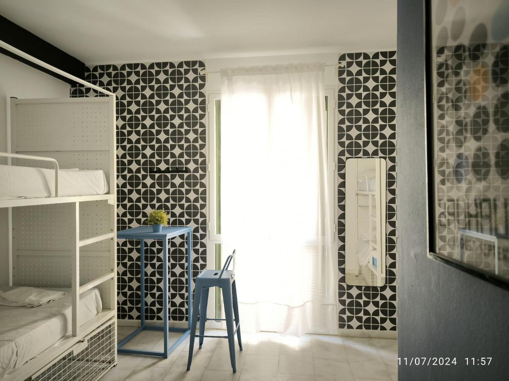Habitación Cuádruple con Baño Privado