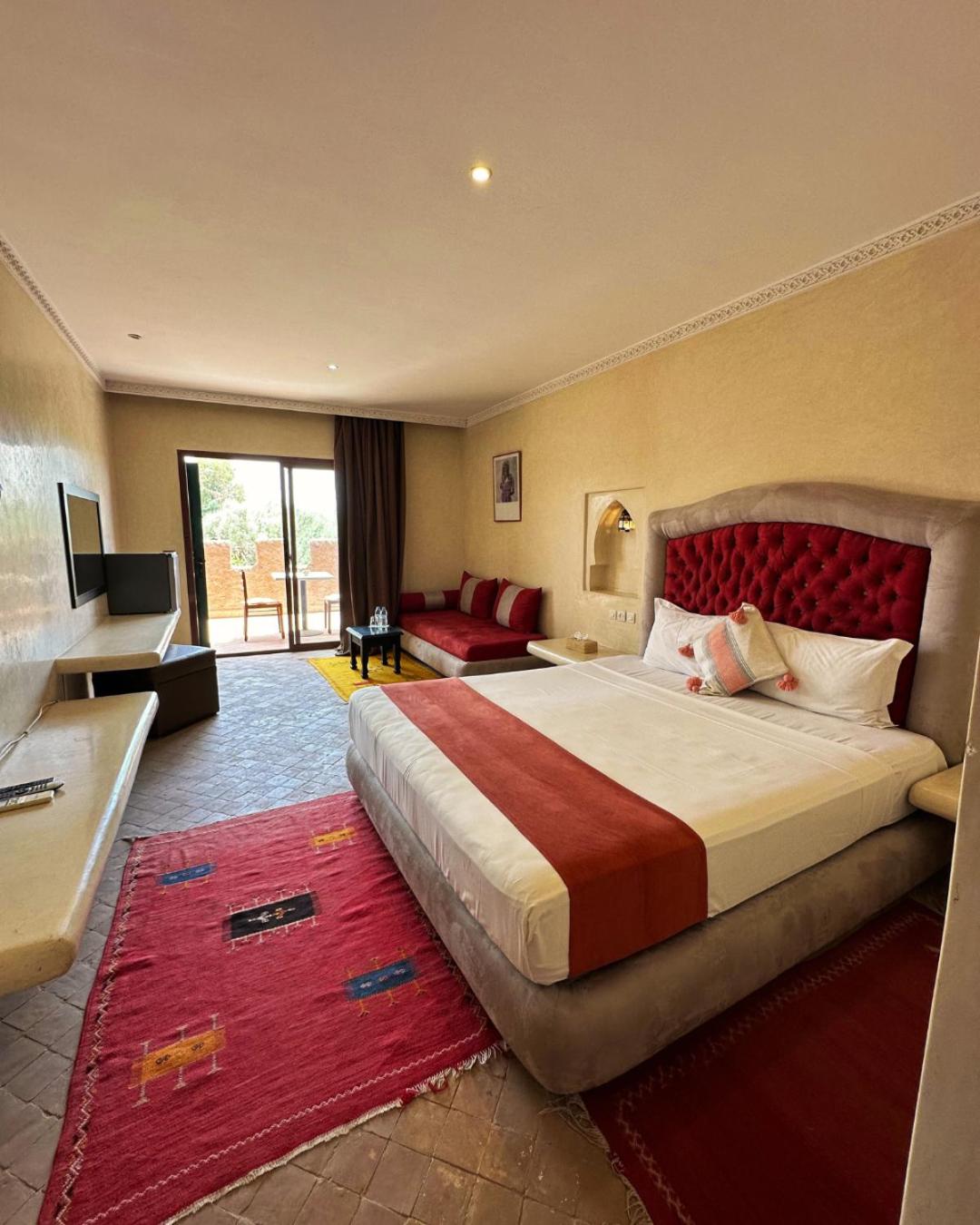 Two-Bedroom Suite - Photo 3