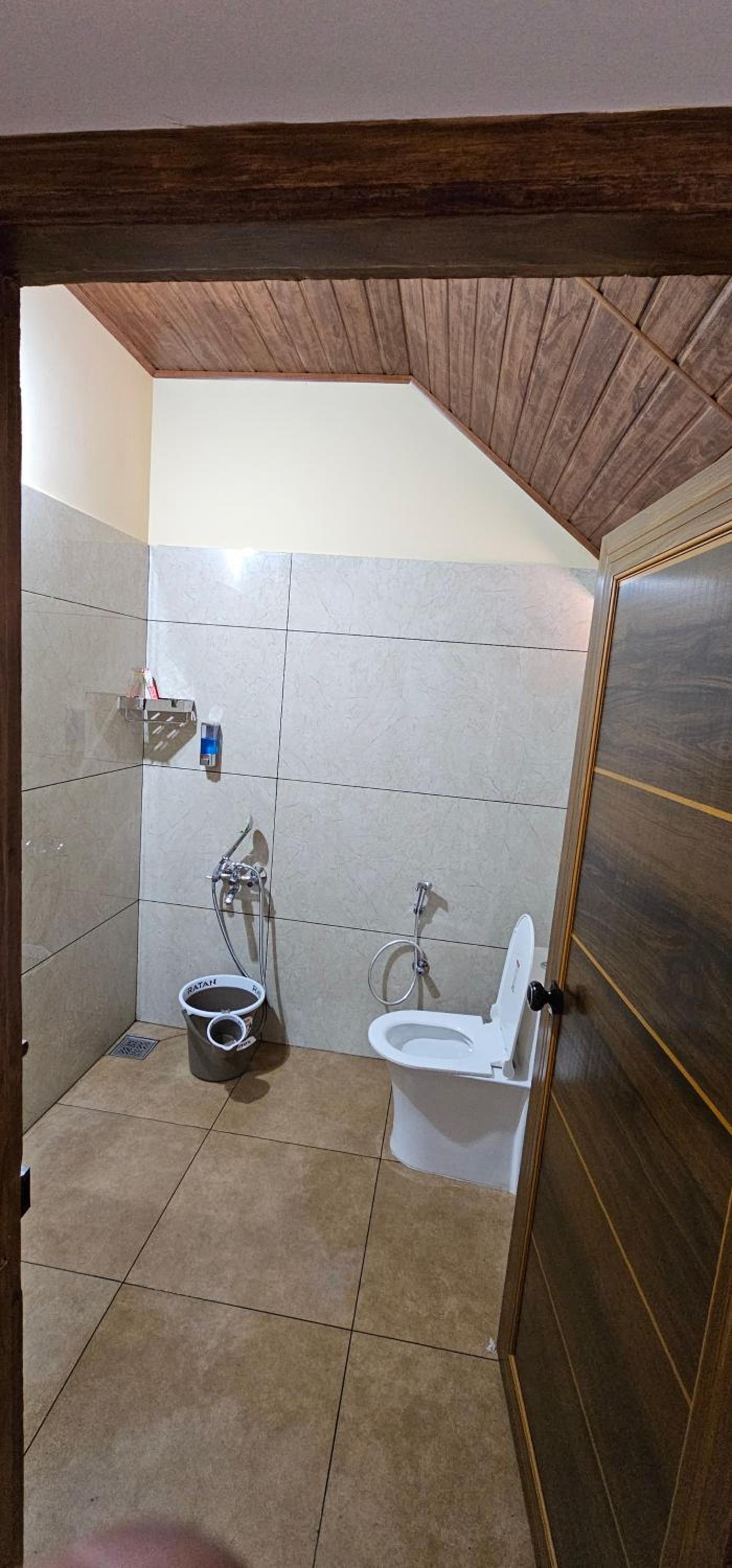 Budget Double Room photo 3